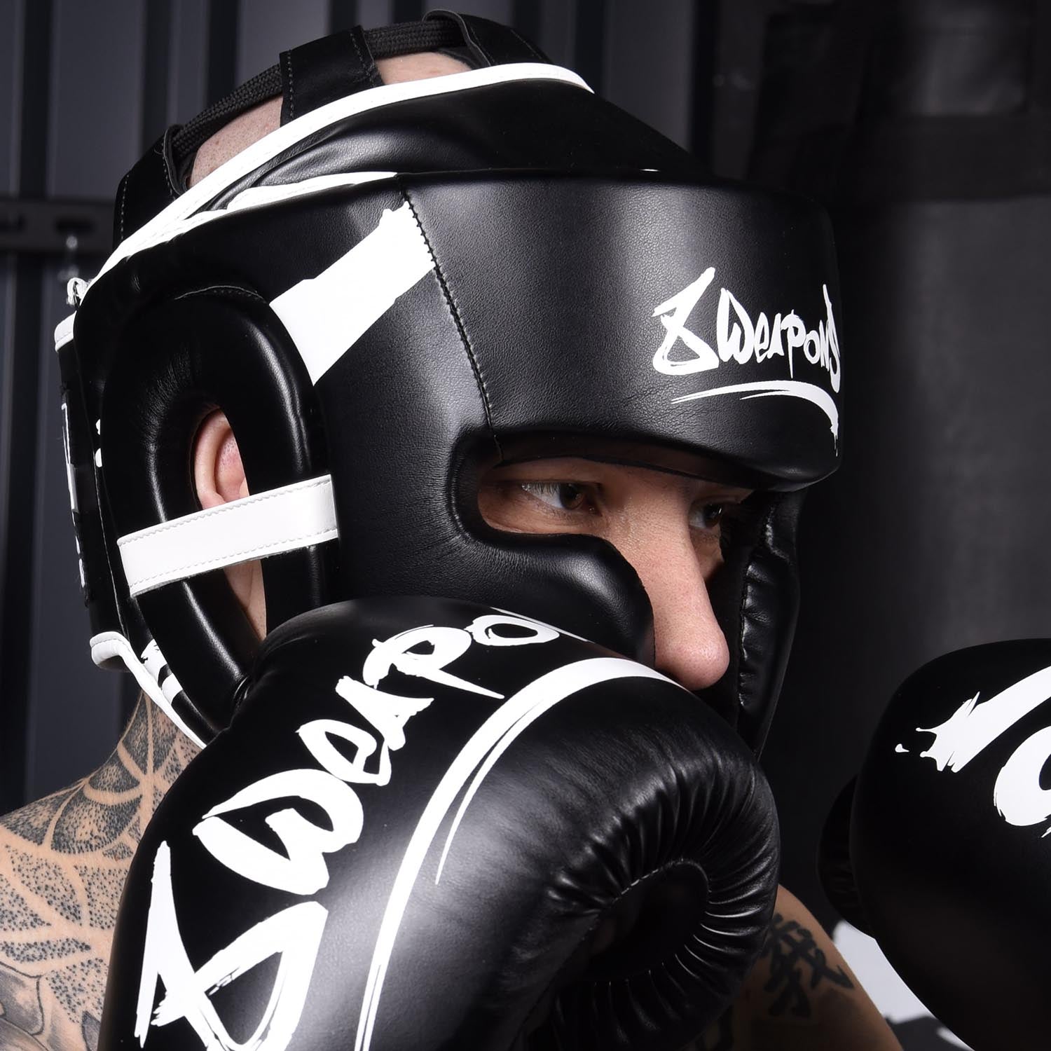 Casque de Boxe - 8 WEAPONS Unlimited - Noir/Blanc