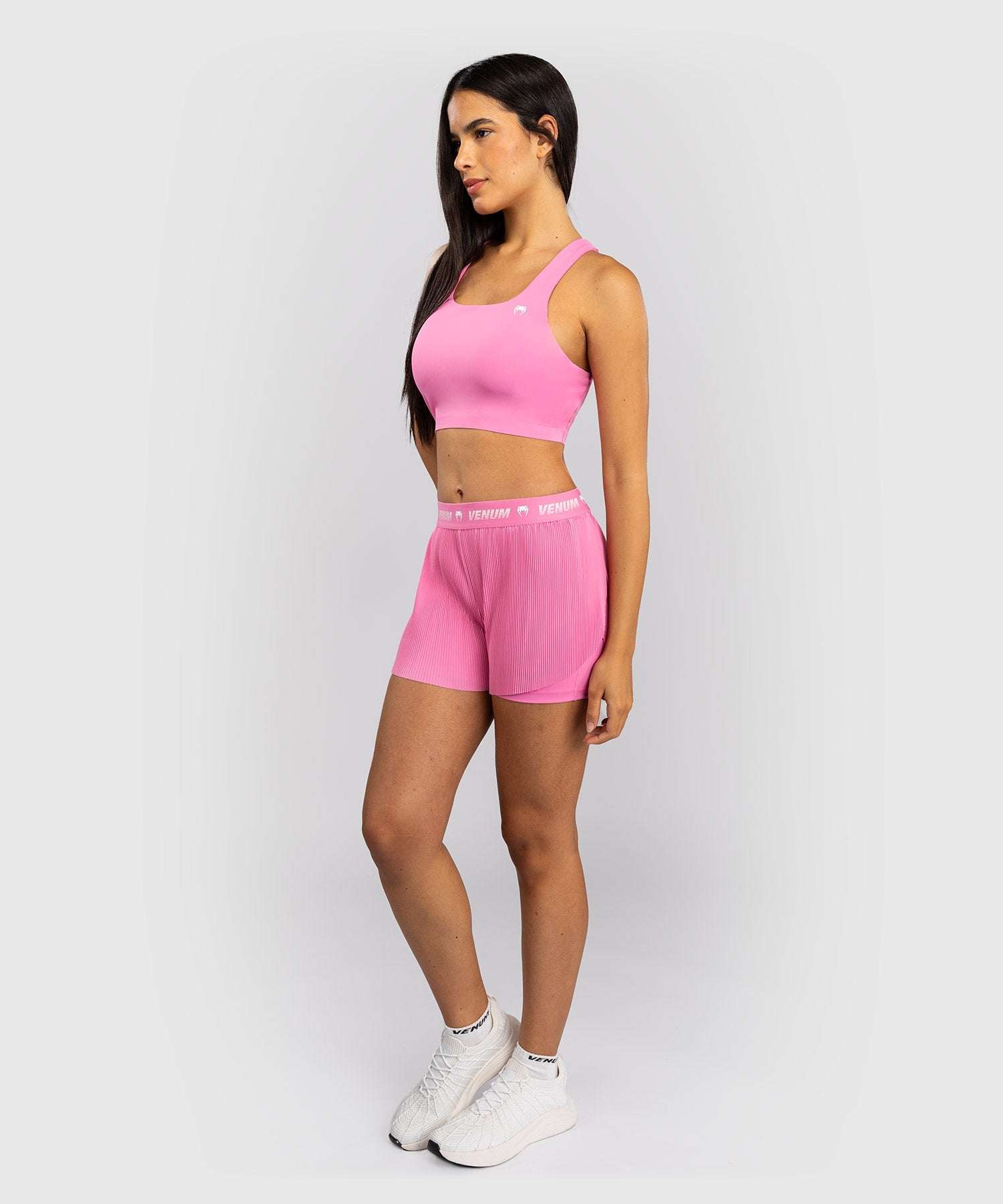 Brassière de sport Venum Essential X rose bonbon, maintien stable et confort pour entraînement féminin