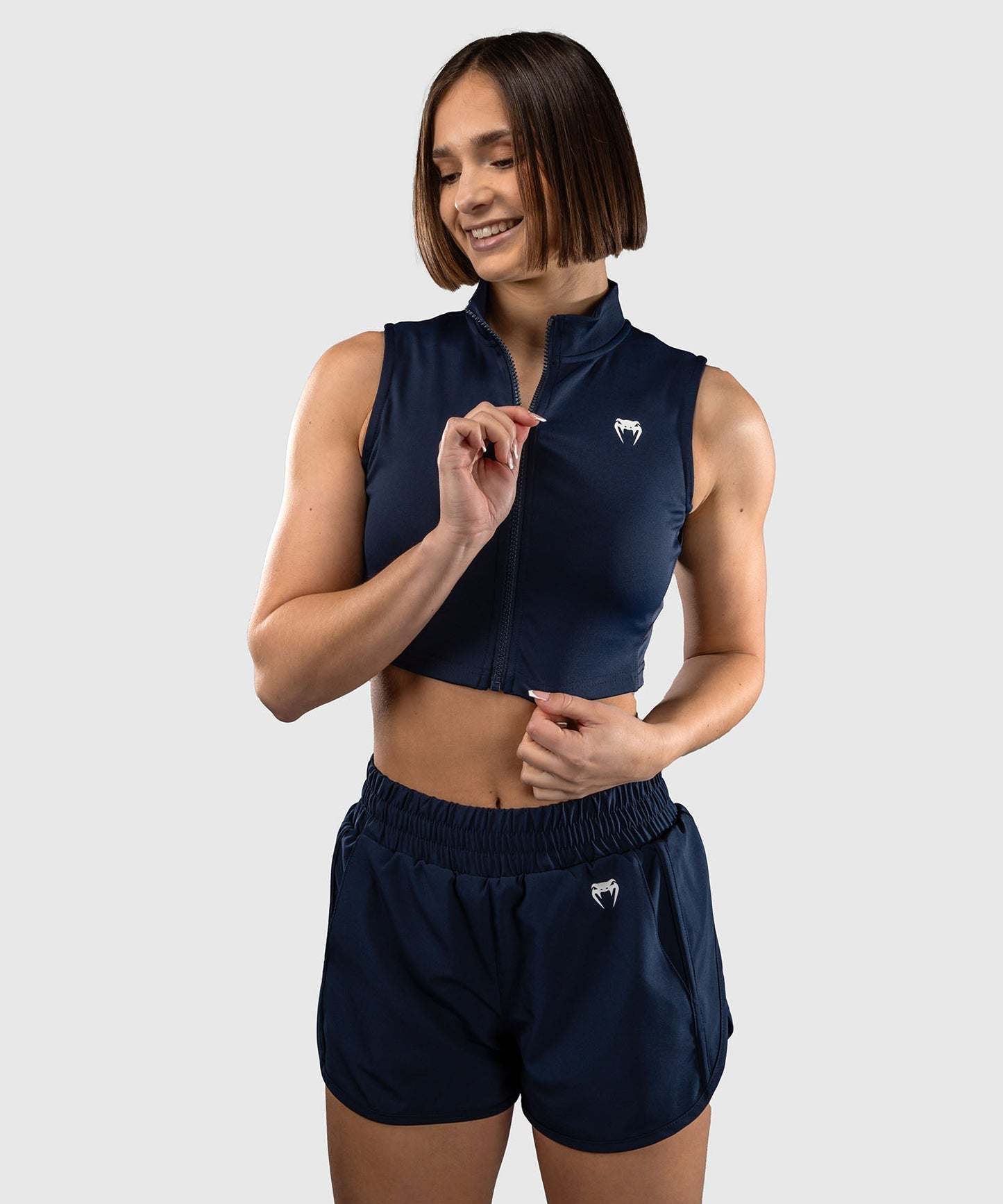 Crop top pour femme Venum Sculpt Shape bleu marine, confortable et respirant pour training