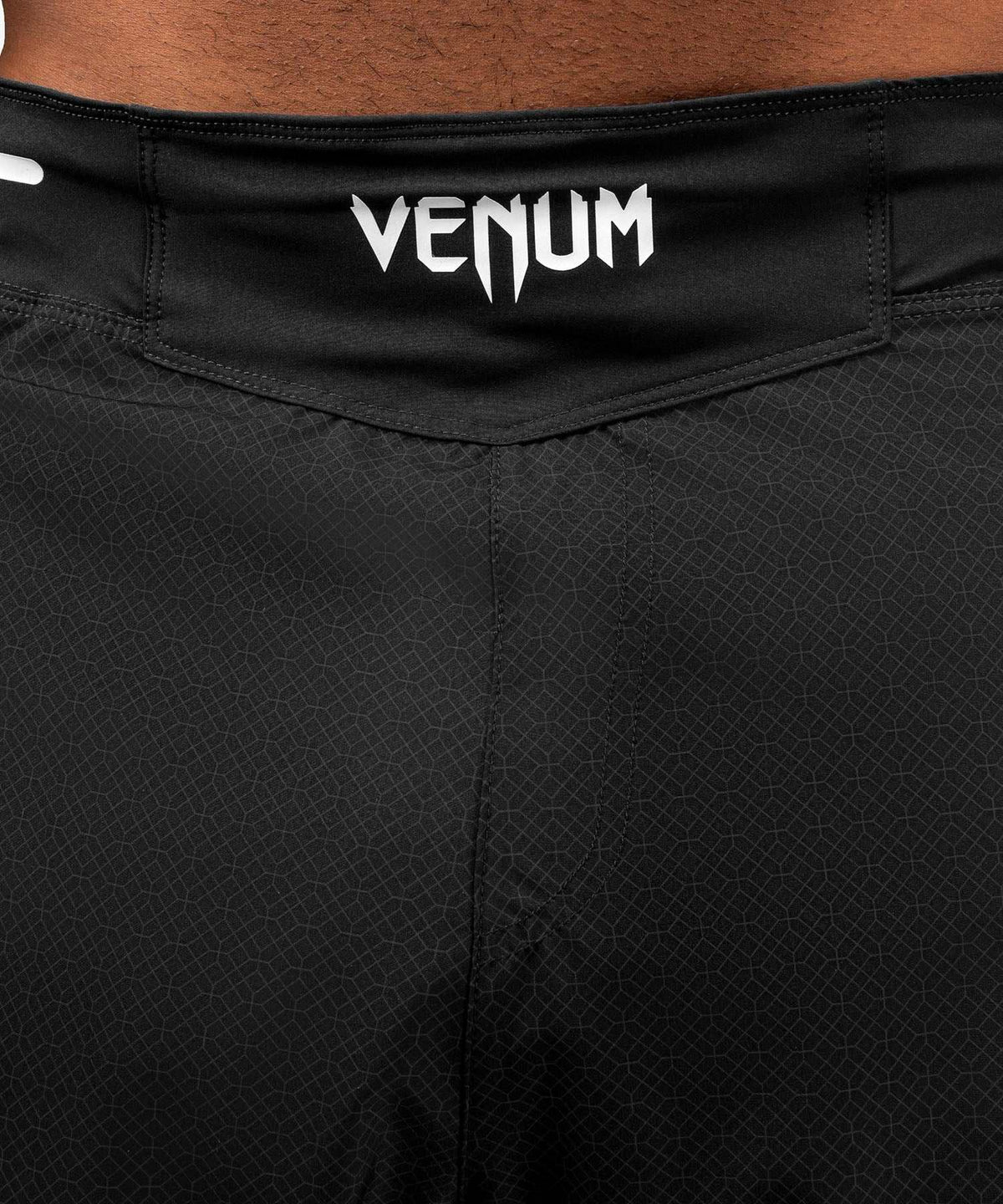 Fightshort Venum x Roger Gracie Academy noir, résistant et flexible pour MMA et jiu-jitsu