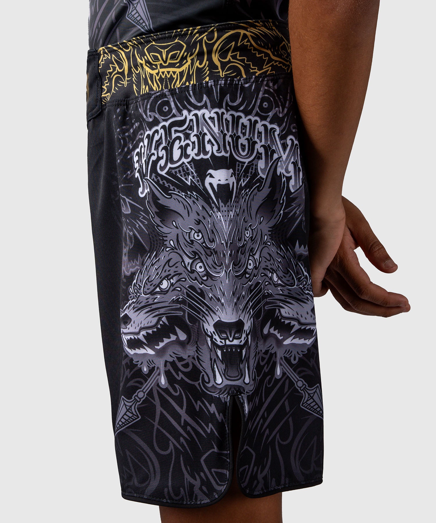 Fightshort enfant Venum Wolf Atak - Noir/Gris 10 ans