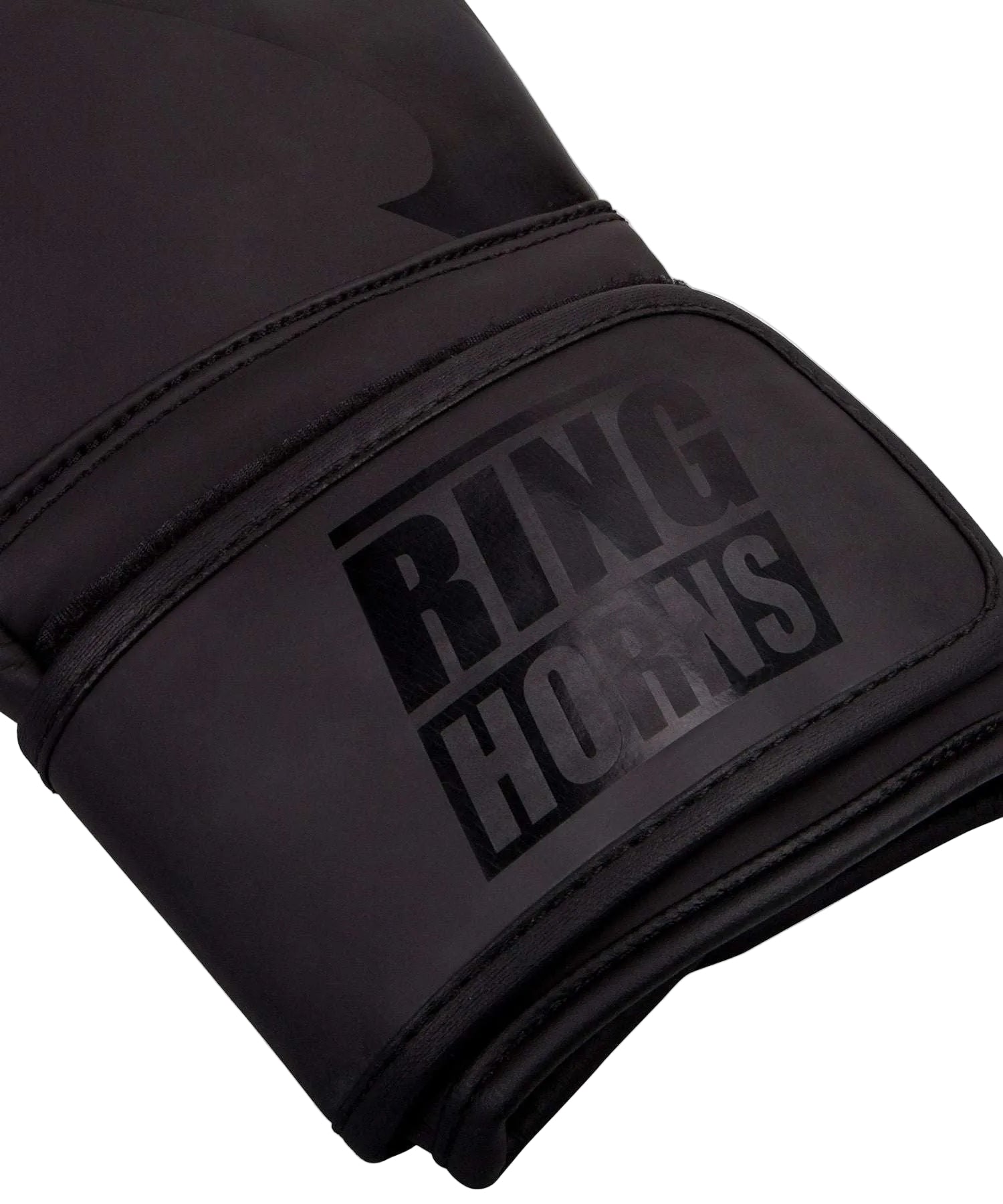 Gants de boxe RingHorns Charger noirs avec mousse injectée et fermeture velcro pour entraînement sécurisé
