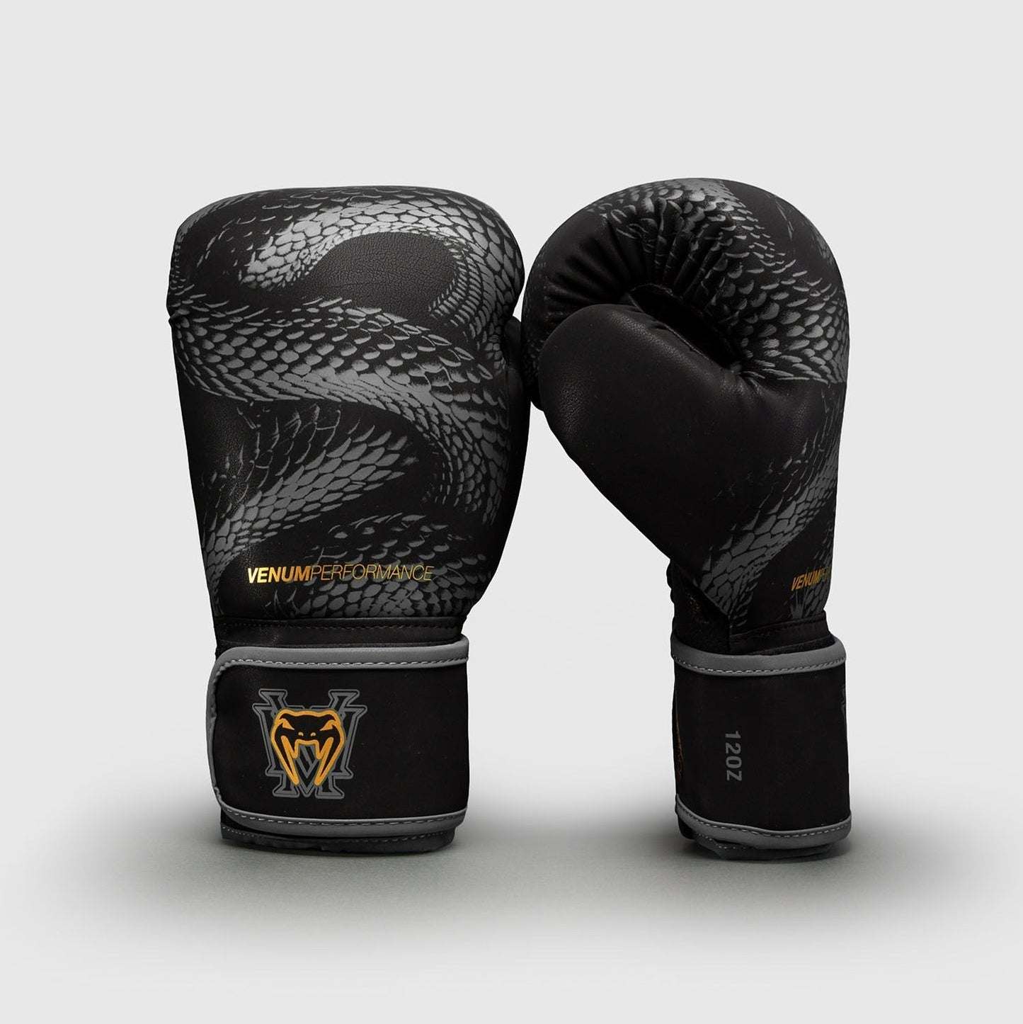 Gants de boxe Venum Matupa noir gris or avec protection poignet et mousse multi-couches.