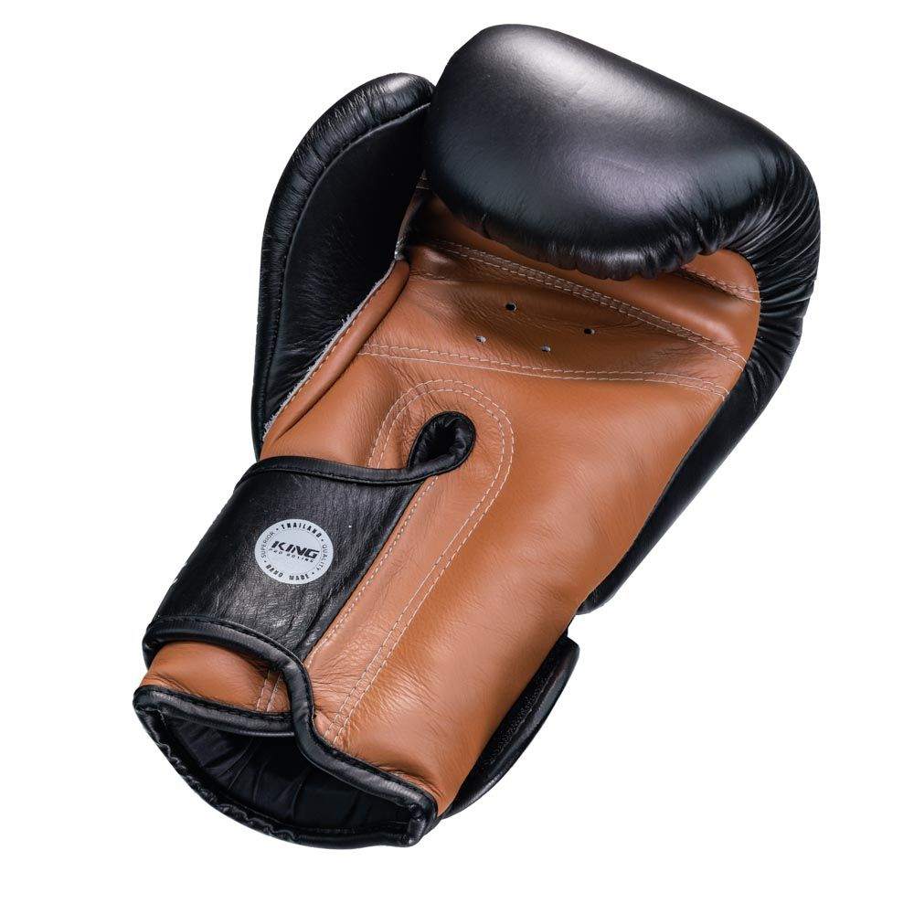 Gants de boxe King Pro en cuir noir et marron avec mousse à mémoire de forme et fermeture velcro pour un maintien optimal