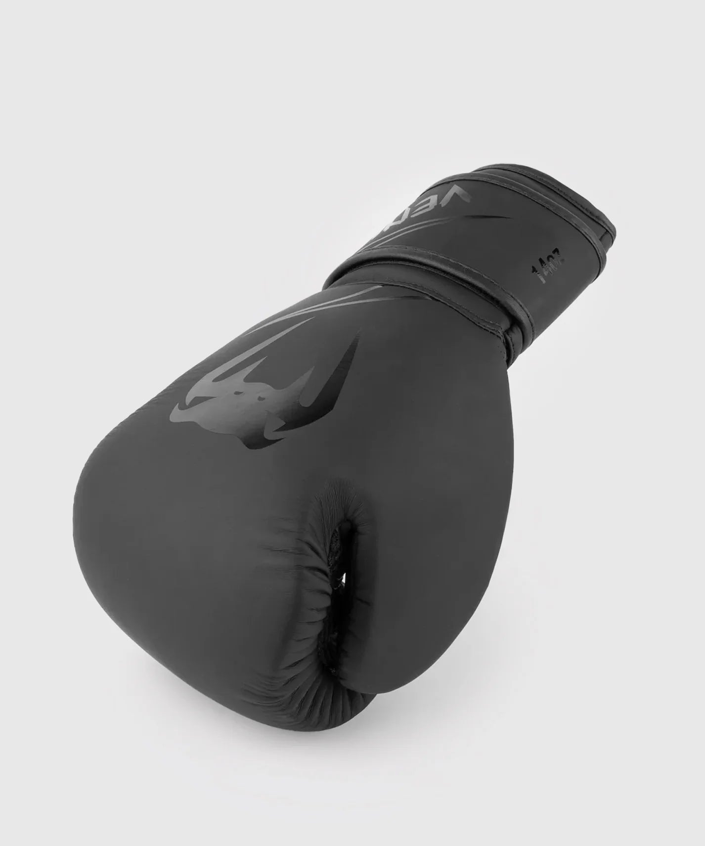Gants de Boxe Venum Classic - Black/Black - WLMT Edition "épuisé"