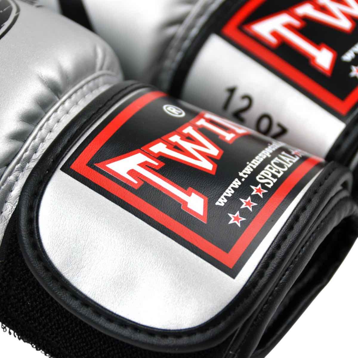 Gants de Boxe Twins TW6 Skintex Metal Velcro gris détail