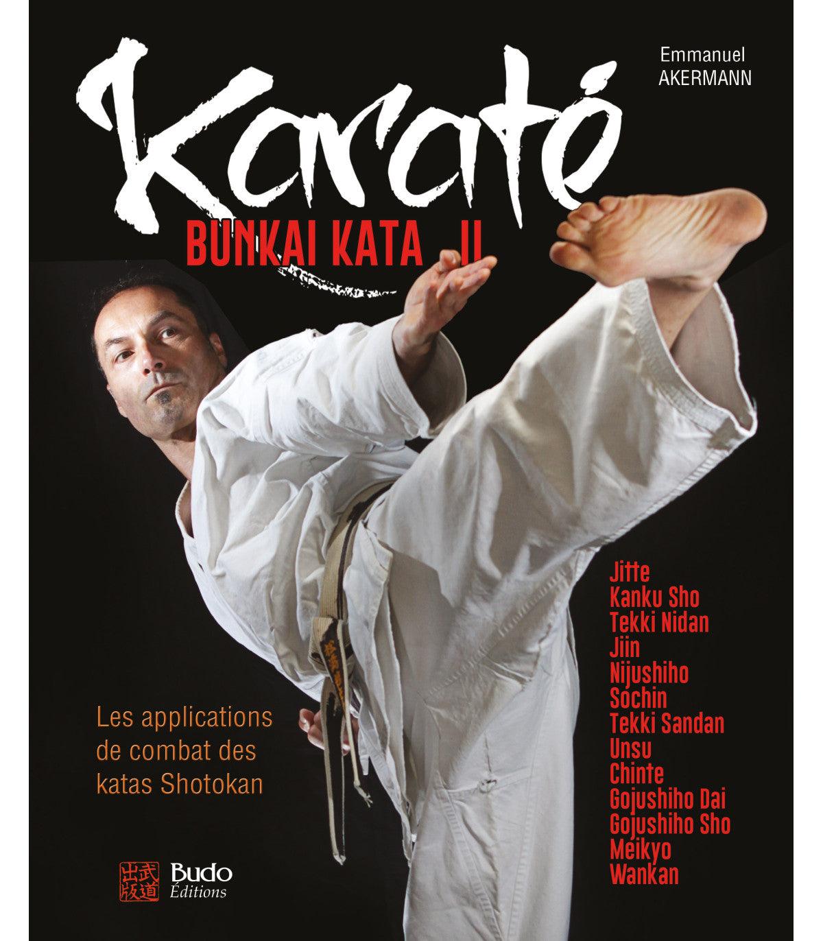 Karaté bunkai kata II book cover featuring a martial artist performing a high kick, showcasing combat applications of Shotokan katas.