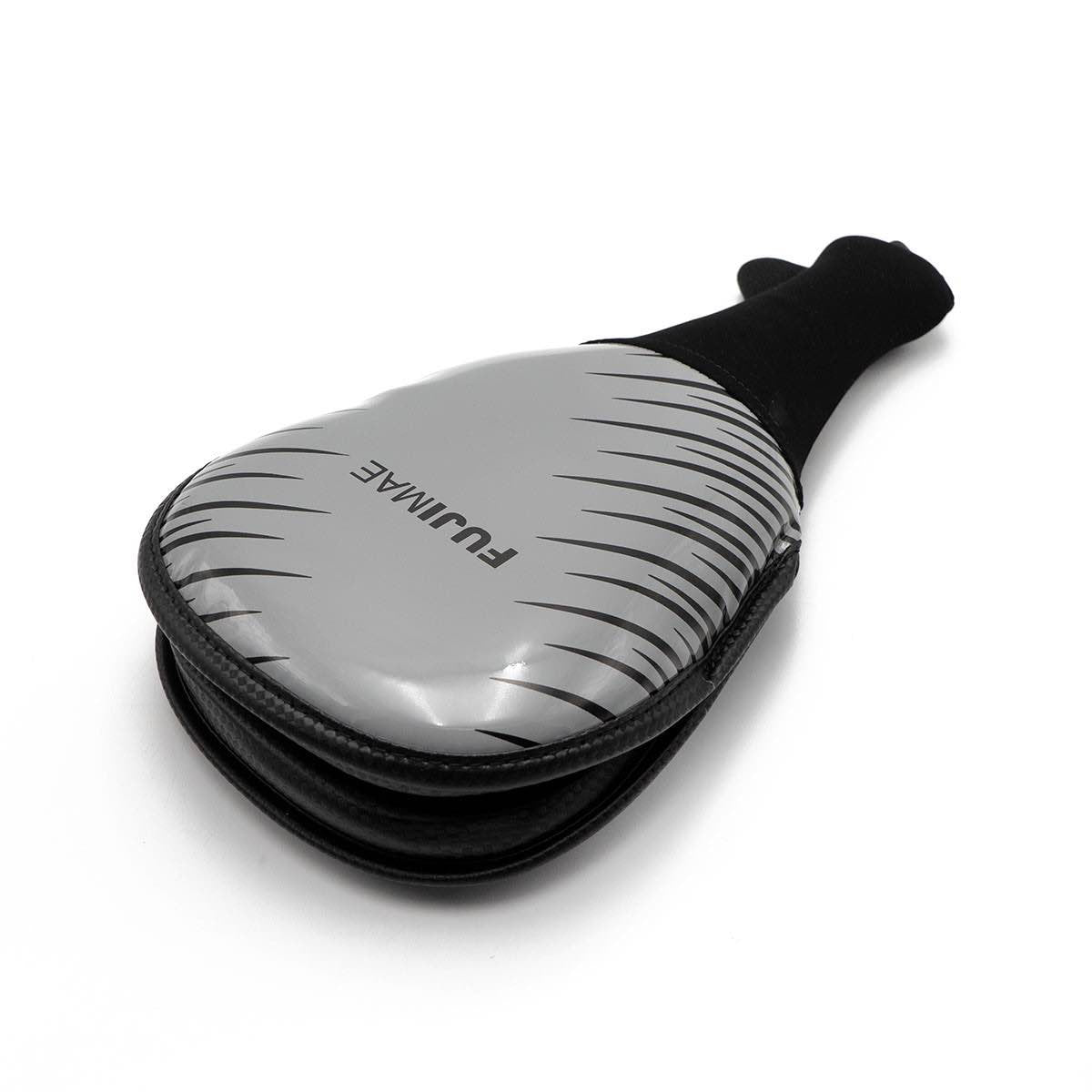 Raquette Pang Pang FUJIMAE grise double pour entraînement arts martiaux avec revêtement PU brillant et mousse haute densité.