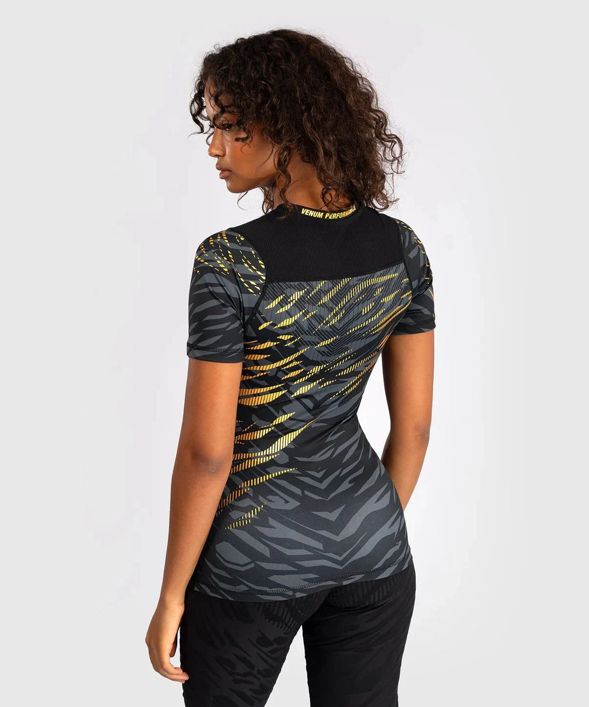 Rashguard Performance Femmes UFC Fusion by Venum Authentic Fight Night