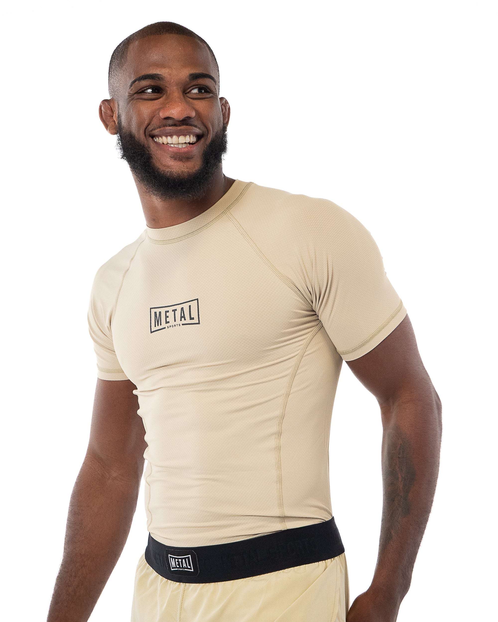 Rashguard Performance Metal Boxe respirant et ajusté pour MMA et boxe