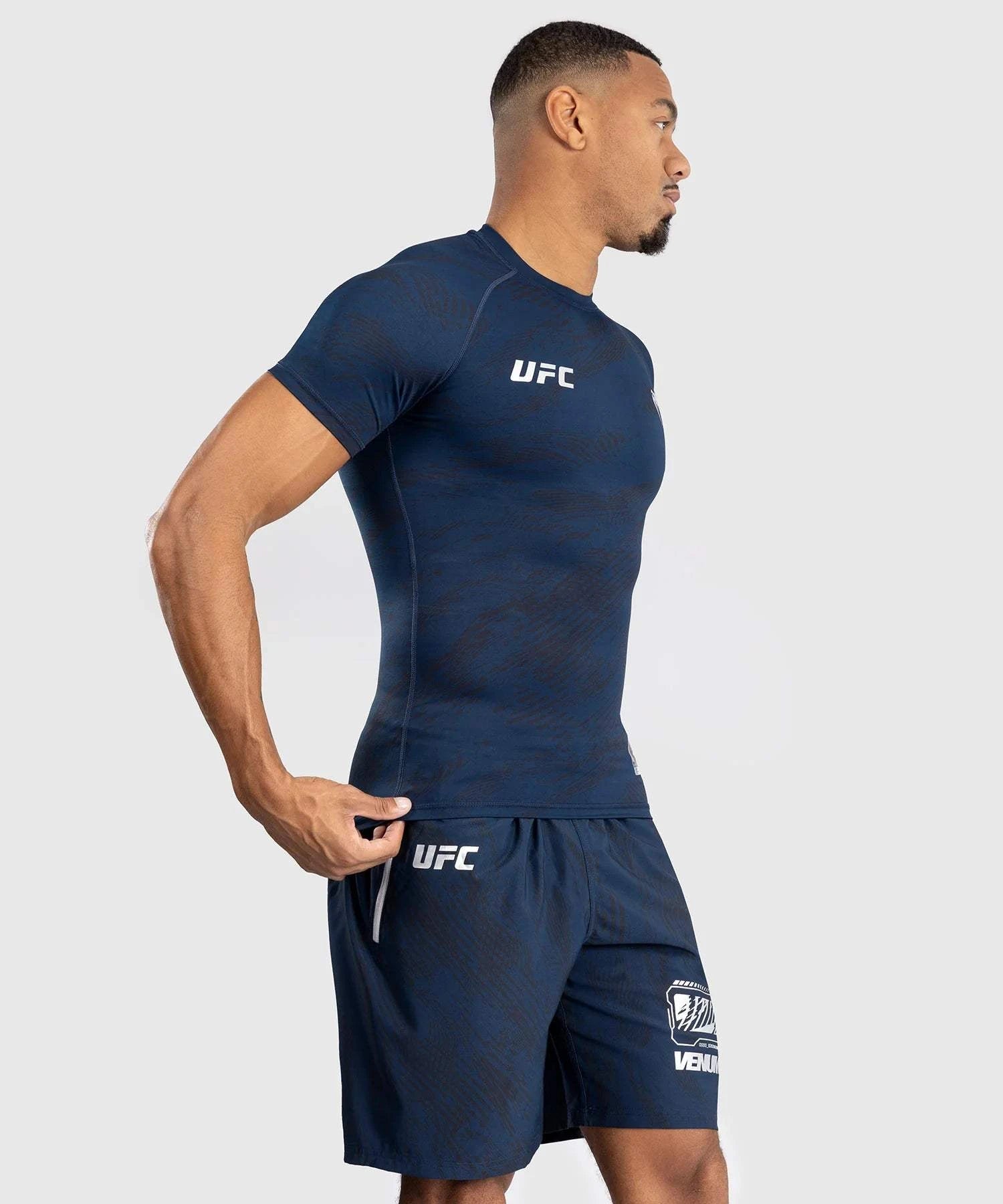 Rashguard Performance UFC Fusion by Venum Authentic Fight Week Bleu