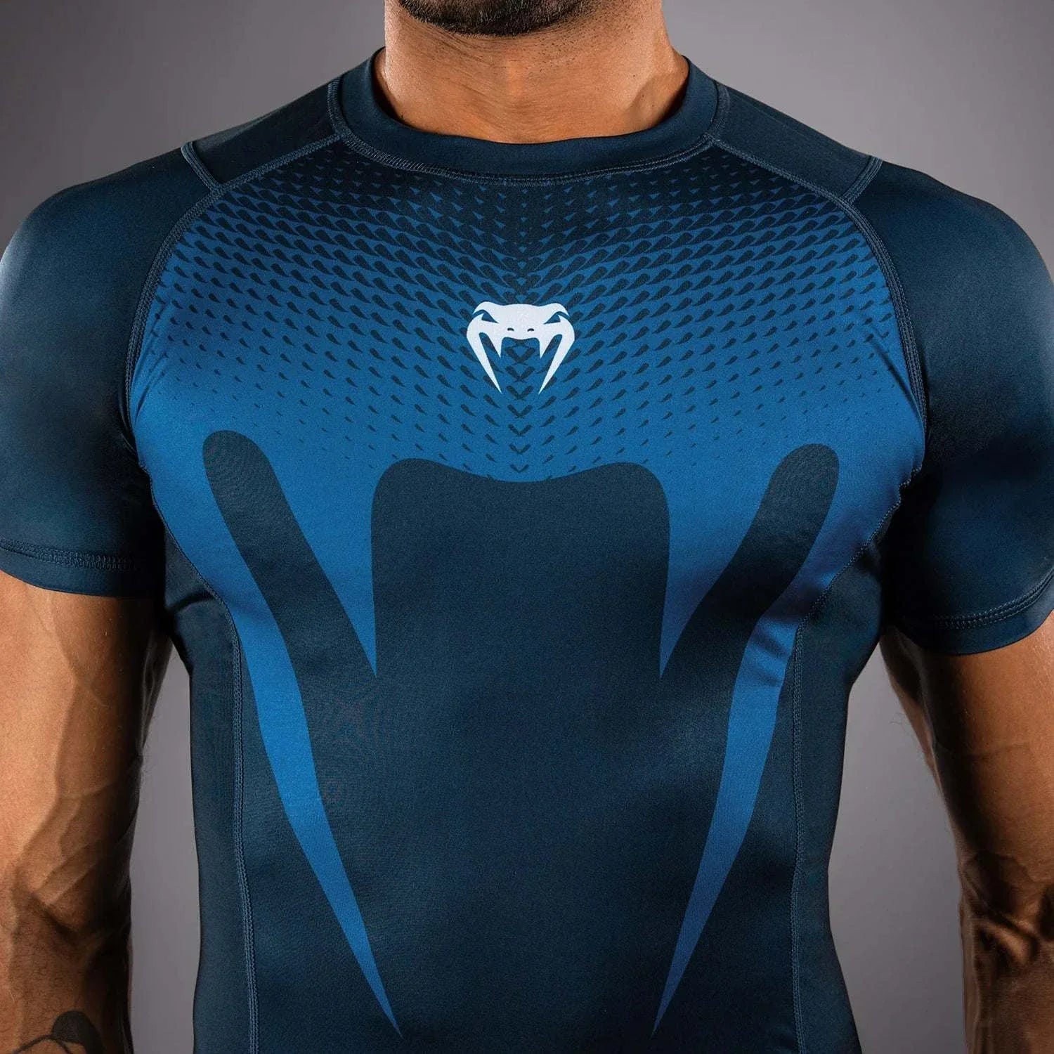 Rashguard Venum No Gi noir/blanc performance compression JJB No-Gi MMA