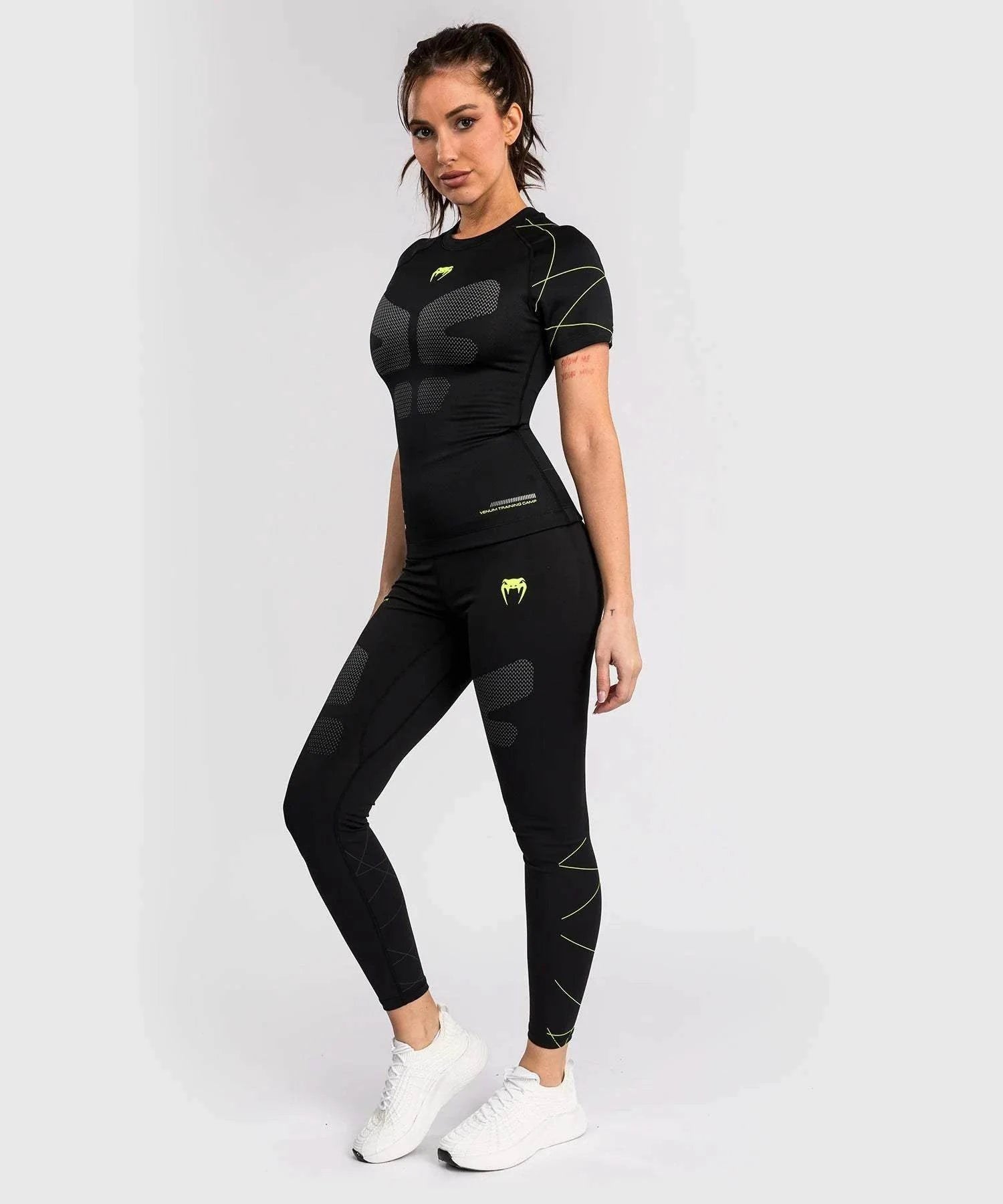 Rashguard Femme Venum Training Camp 4.0 - Noir/Vert Fluo