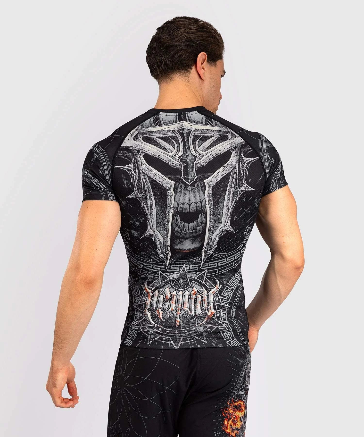 Rashguard à Manches Courtes pour Hommes Venum Gladiator 5.0 - Noir/Argent