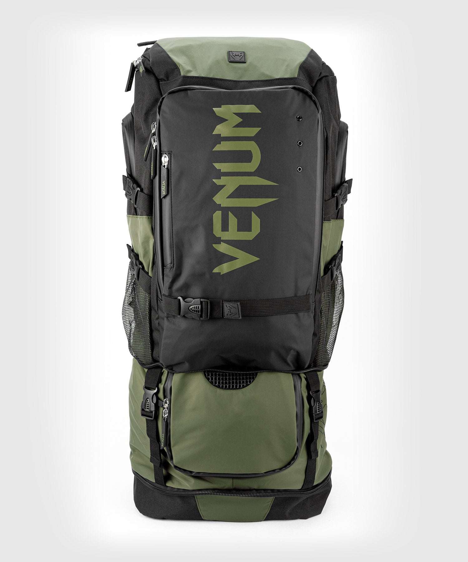 Sac à dos Venum Challenger Xtreme Evo kaki noir pour sports de combat avec multiples compartiments et bretelles réglables