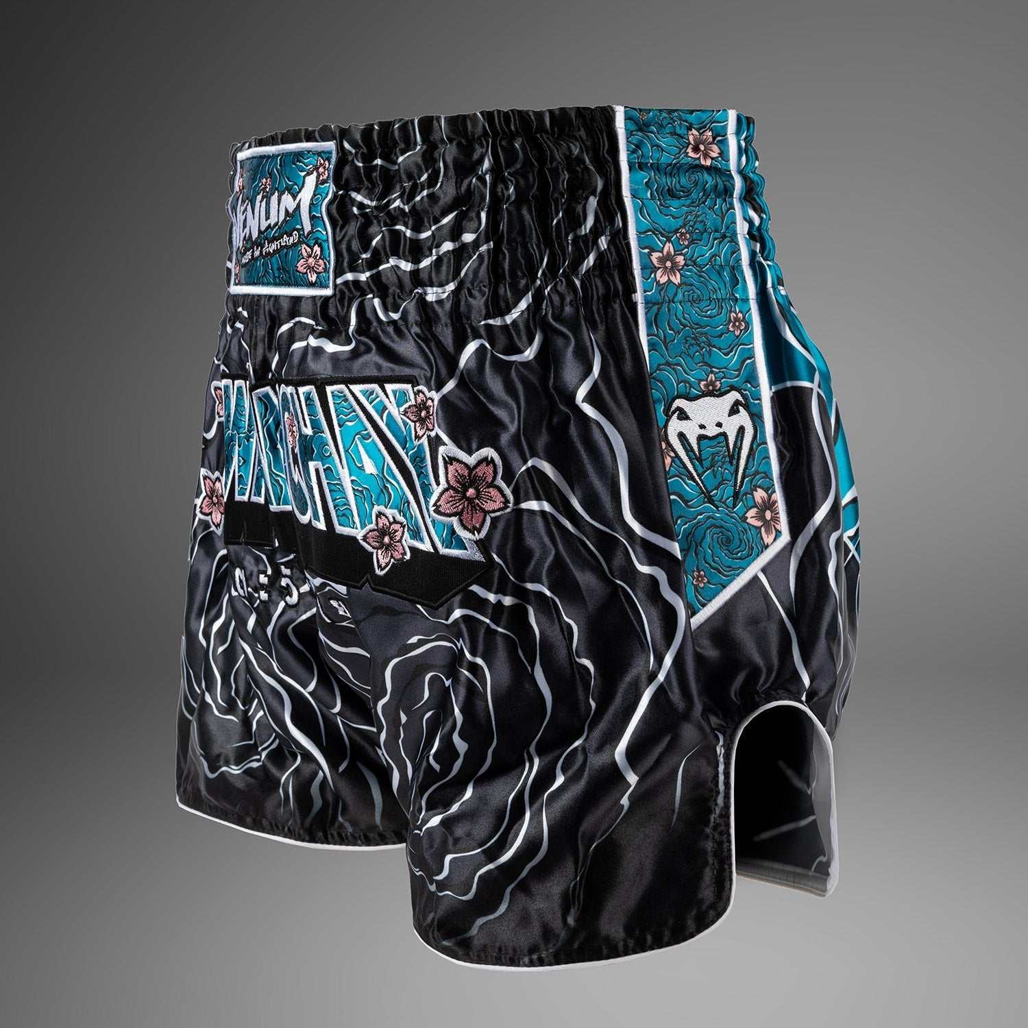 Short de Muay Thaï noir et blanc Venum x Tawanchay léger à séchage rapide avec ceinture traditionnelle