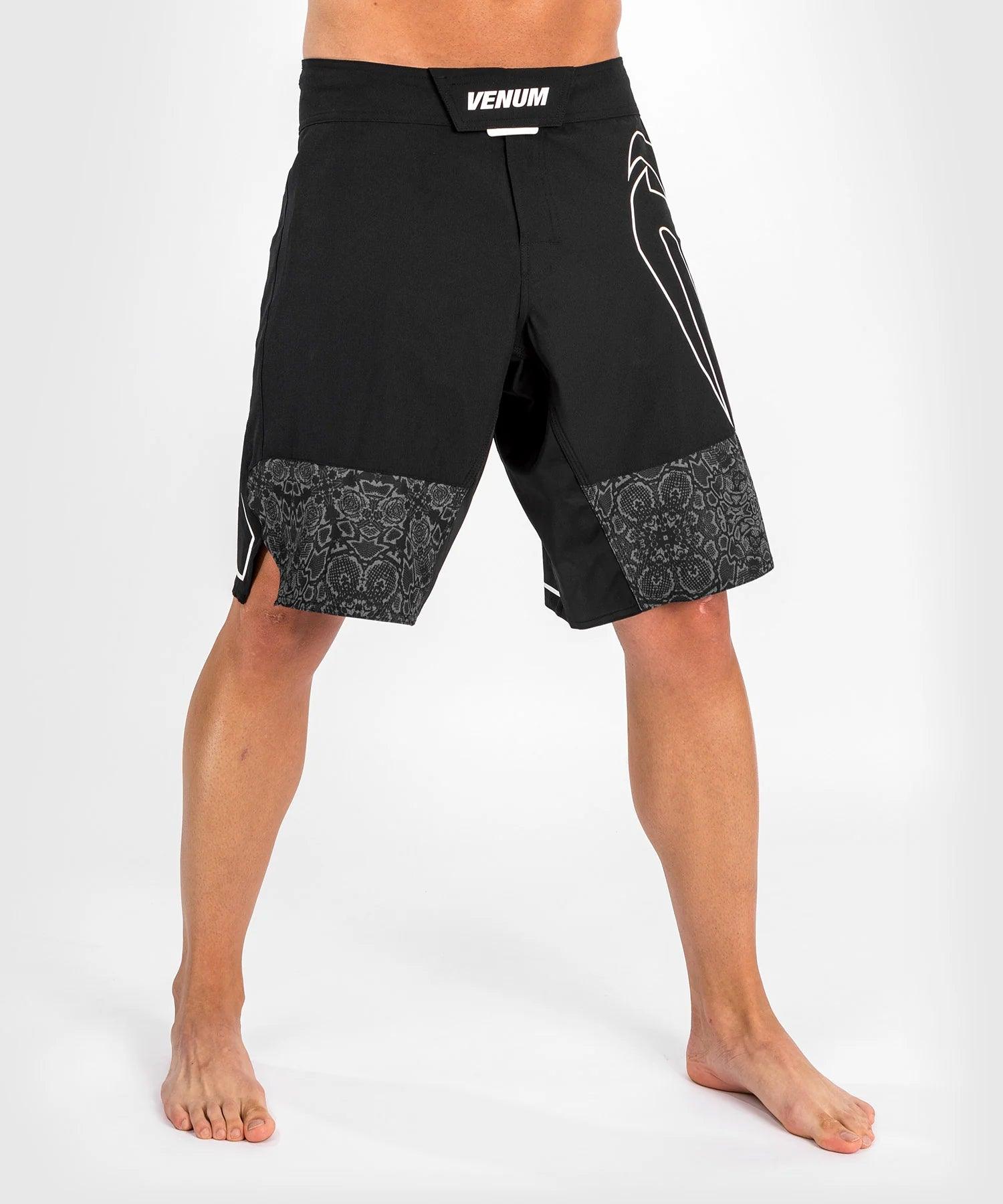Short de MMA Light 4.0 Venum- Noir/Blanc - Boutique des Arts Martiaux et Sports de Combat