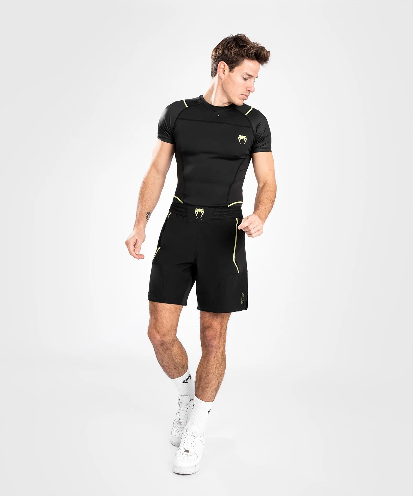 Short de combat Venum Fusion 2.0 - Noir/Jaune