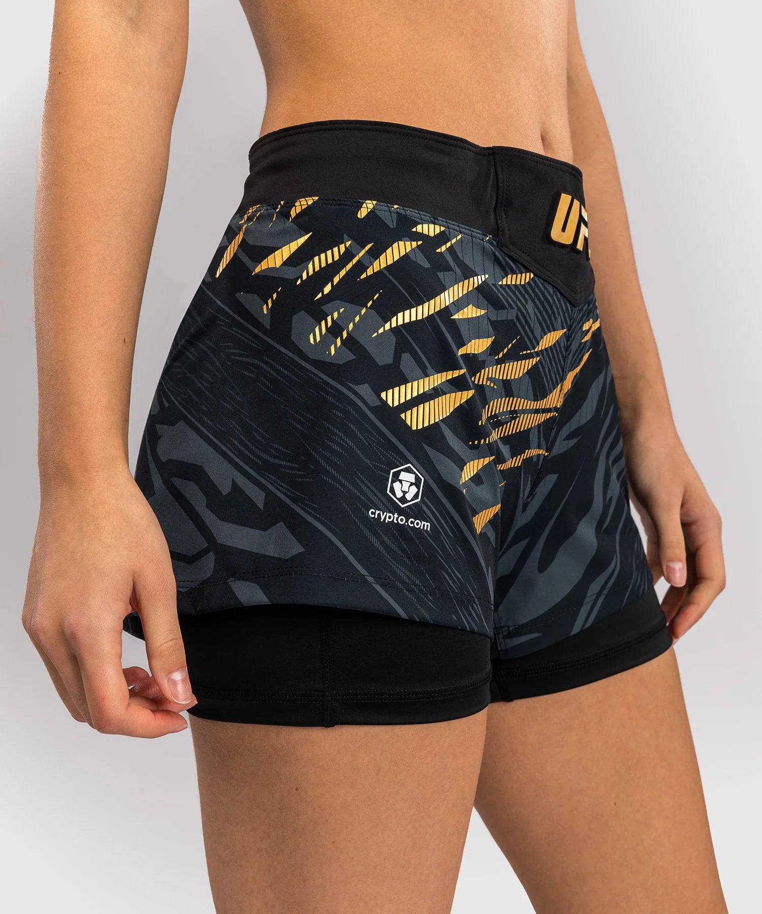 Shorts de Combat pour Femmes UFC Fusion by Venum Authentic Fight Night - Champion Noir/or