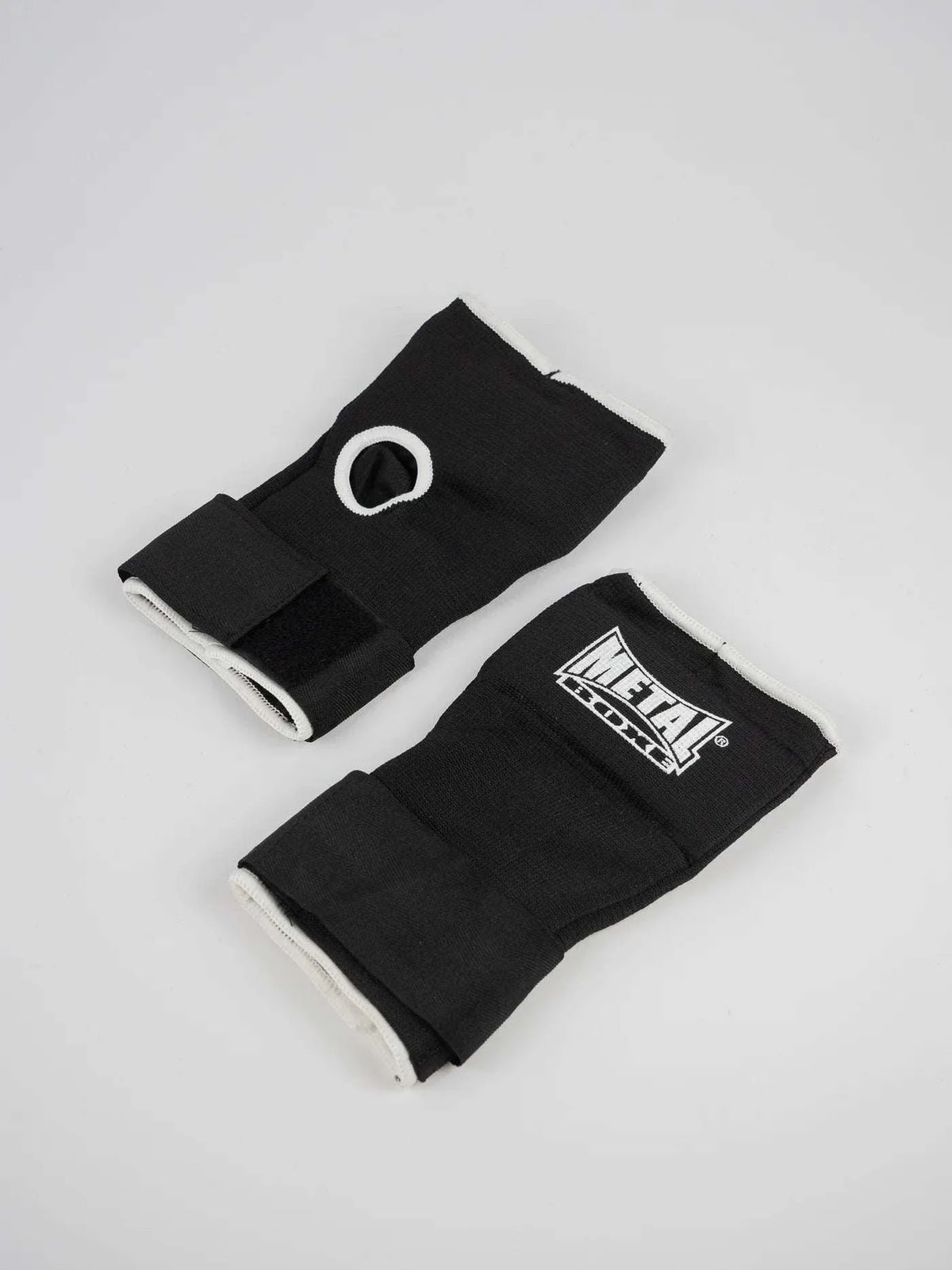 Sous-gant Max Gel éponge noir en coton élastique avec gel métacarpe et velcro poignet pour boxe et MMA