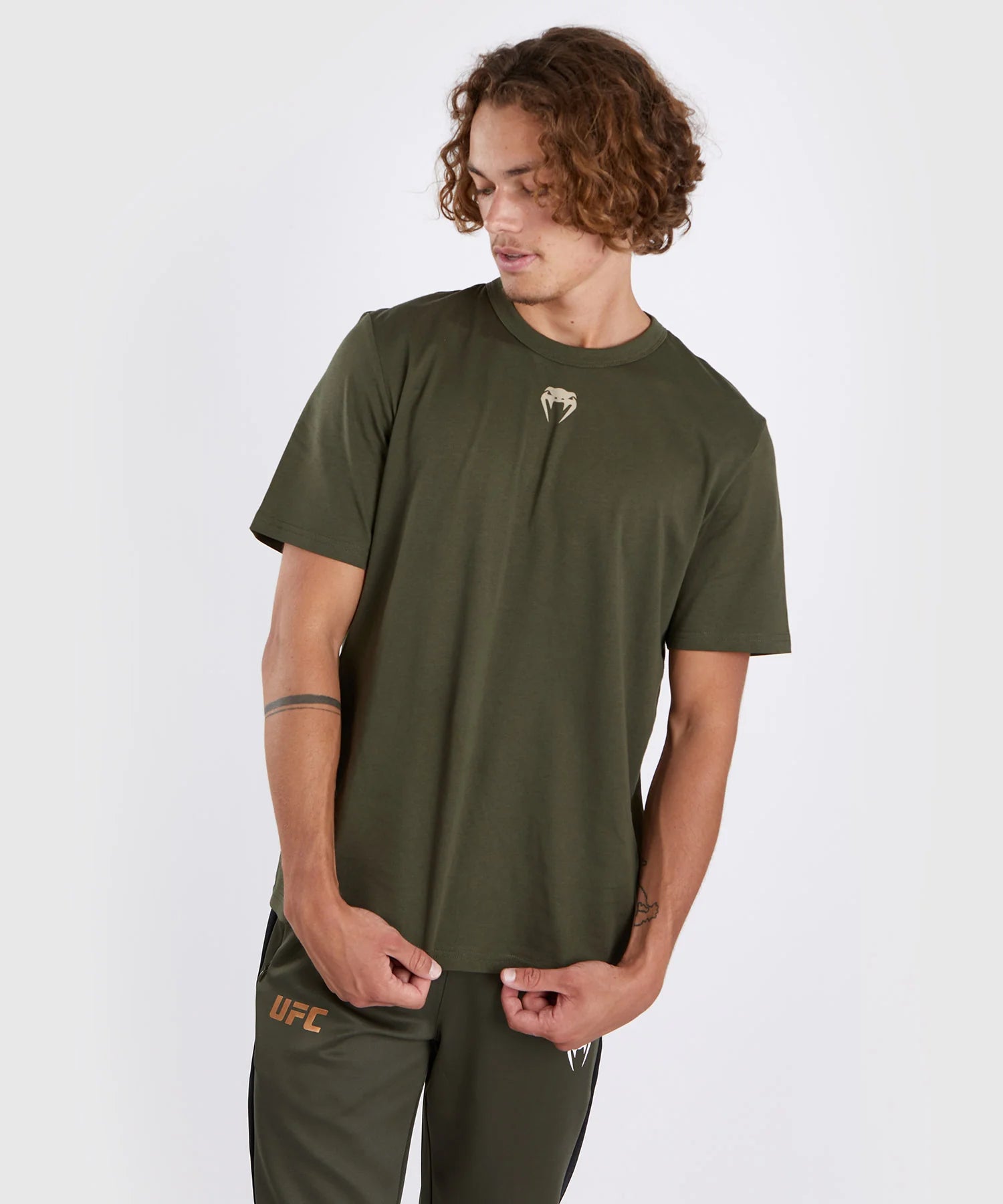 T-shirt UFC Adrenaline by Venum Fight Week - Kaki "épuisé"