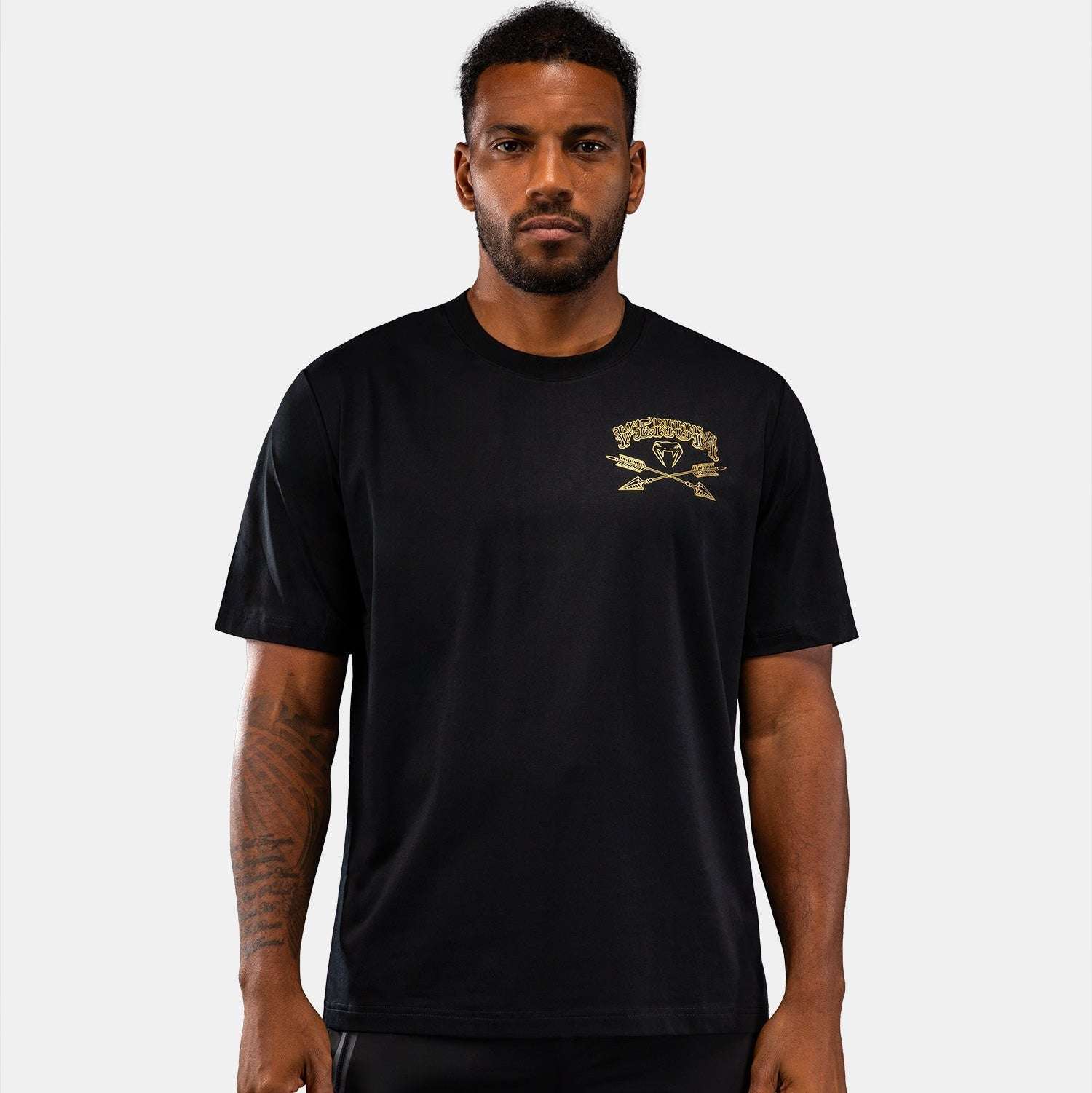 T-shirt Venum Wolf Atak noir gris avec design loup pour sports de combat