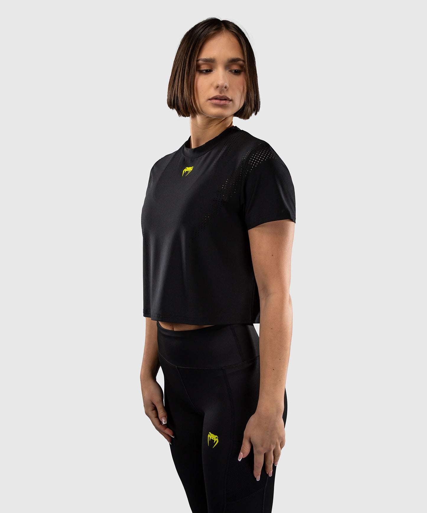 T-shirt Dry Tech femme Venum Lazer noir jaune confortable et sportif