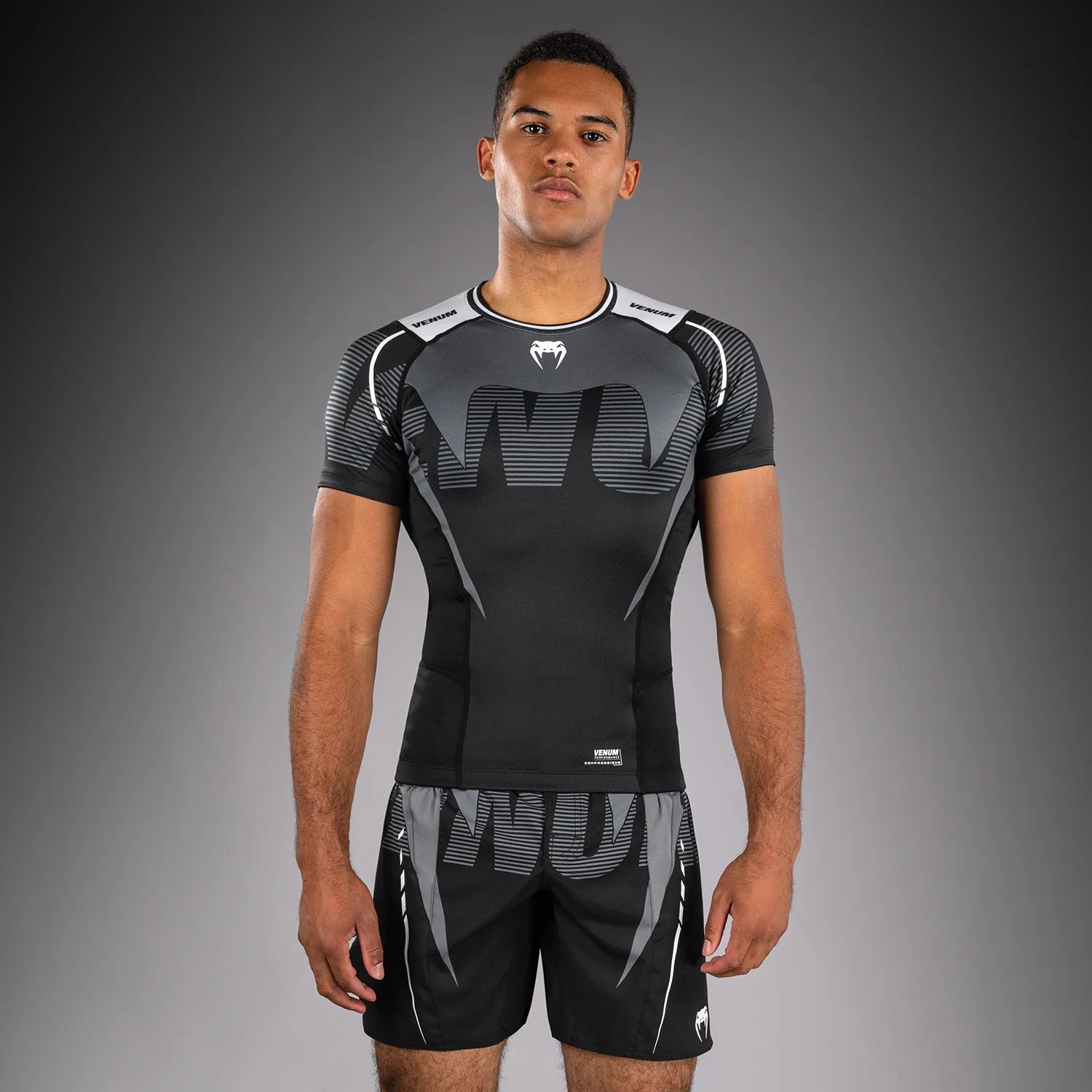 Venum Adrenaline – Rashguard Noir/Argent/Gris