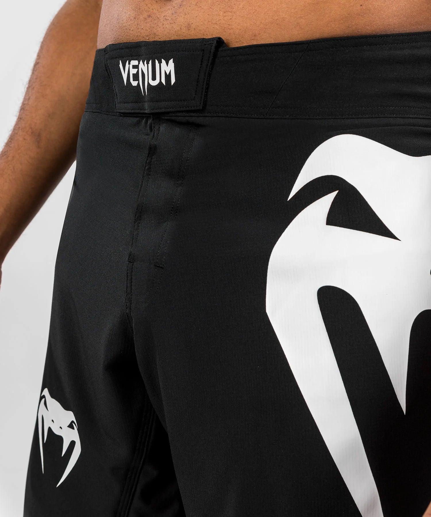 Venum Light 5.0 Short de Combat