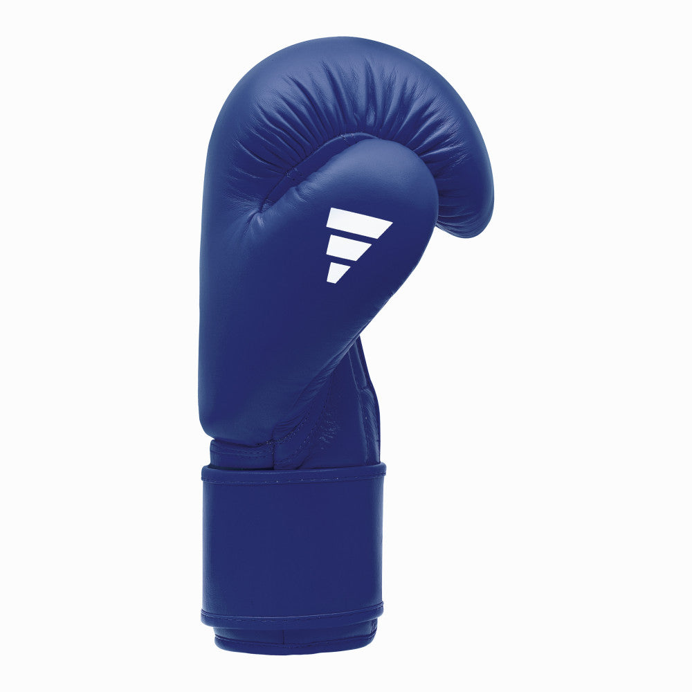 Gant de boxe adidas World Boxing bleu vu de profil