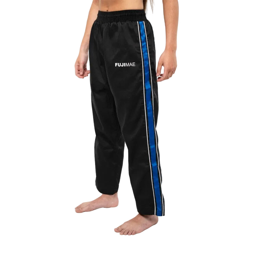 Pantalon Arts Martiaux Training FUJIMAE noir et bleu, détail bande