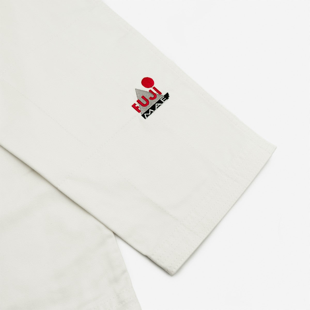Coupe légèrement ajustée du pantalon de judo ProWear 2 FUJIMAE