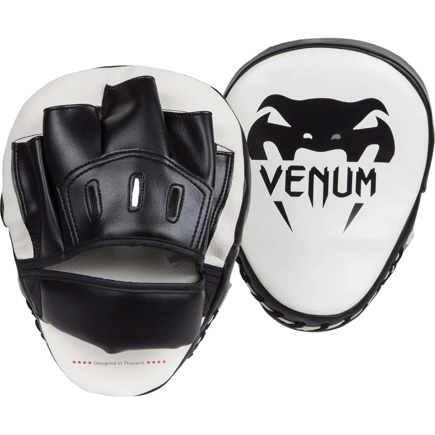 Pattes d'ours Venum Light blanc et noir courbées pour entraînement précis en boxe, MMA et muay-thaï