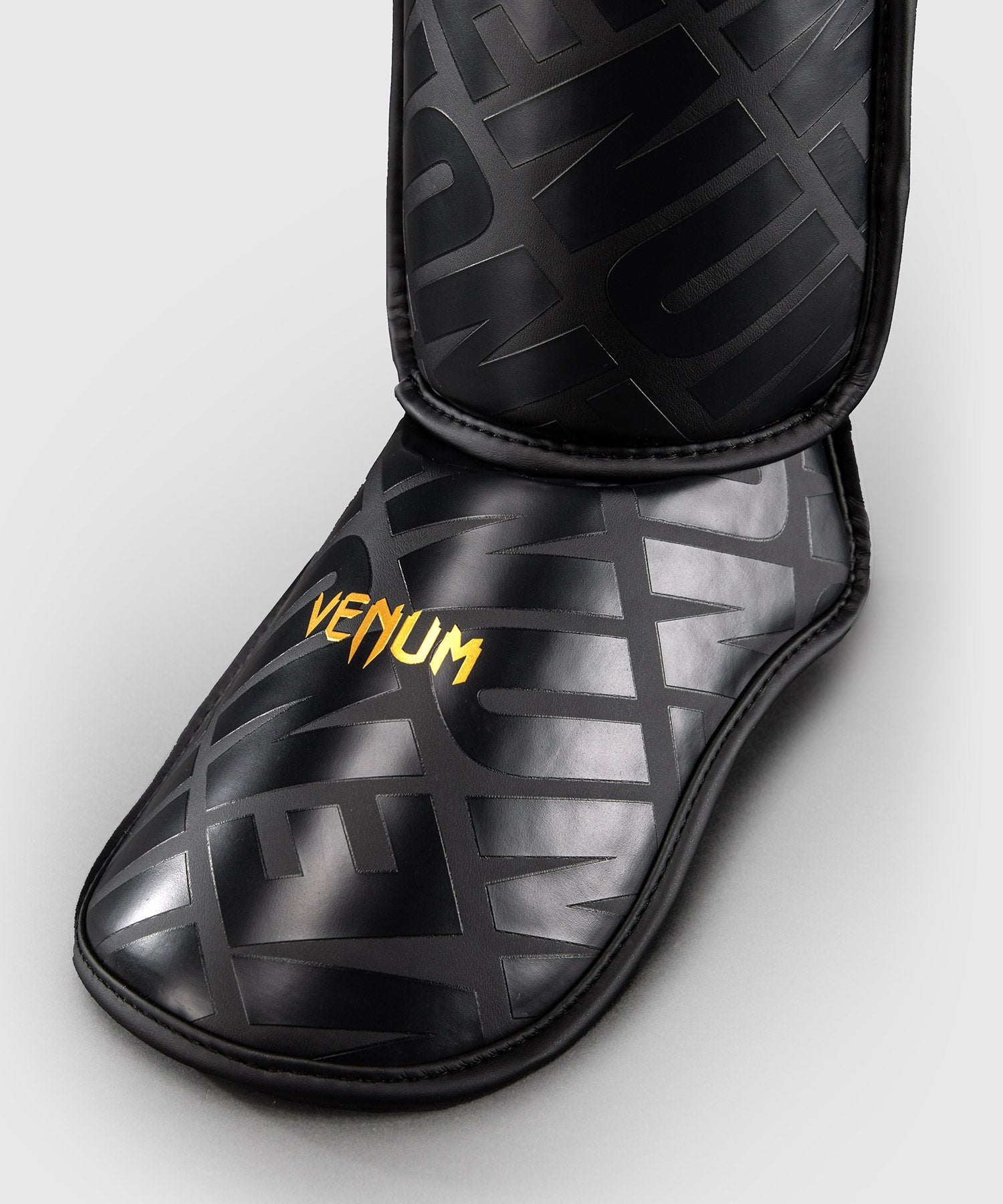 Protège-tibias Venum Contender 1.5 XT 3D Noir/Or pour l'entraînement