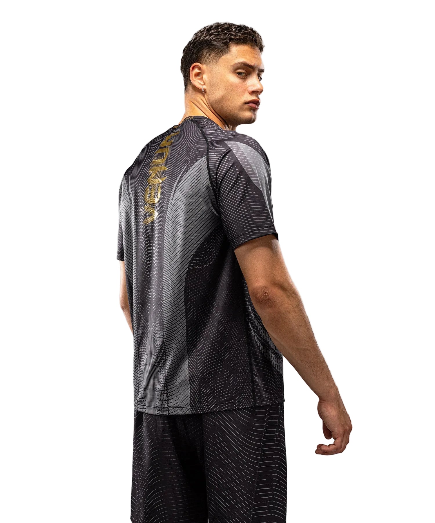 T-shirt Dry Tech Venum Galactic 3.0 Noir/Or disponible à la Boutique des Arts Martiaux