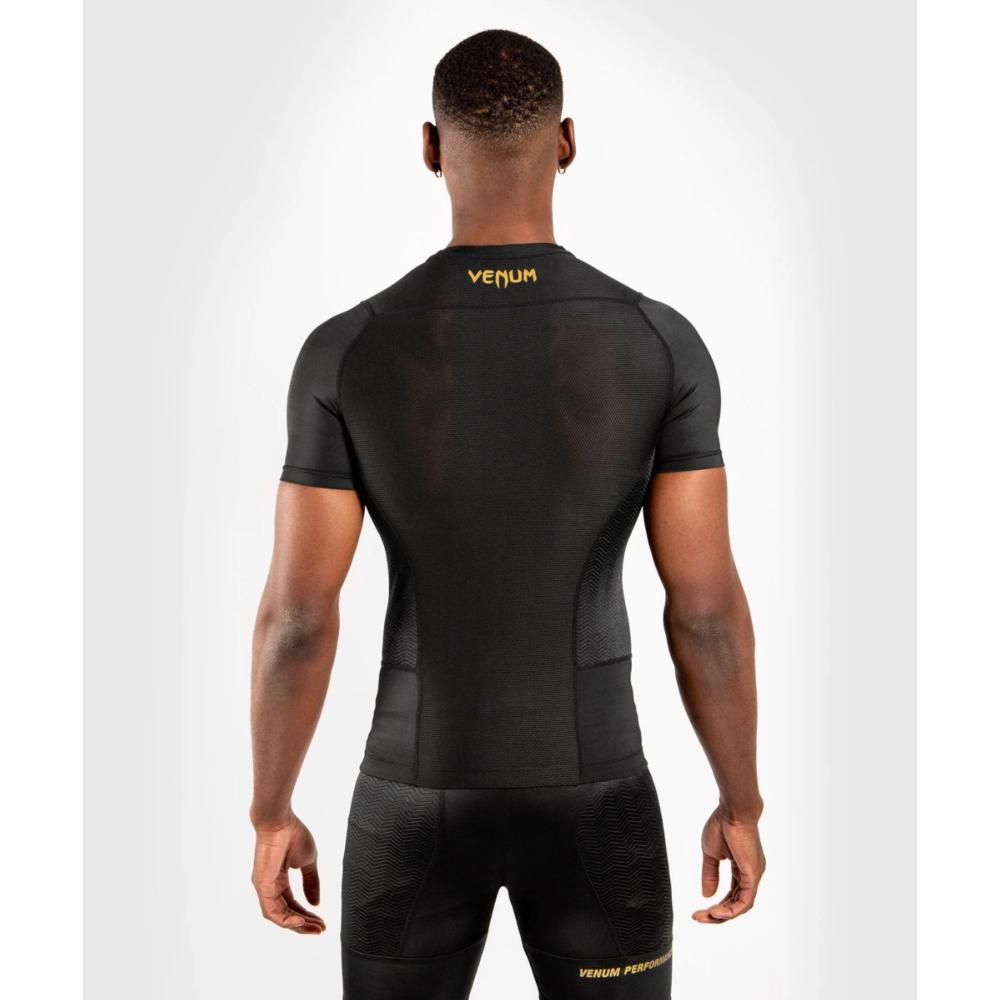 rashguard-venum-g-fit-manches-courtes