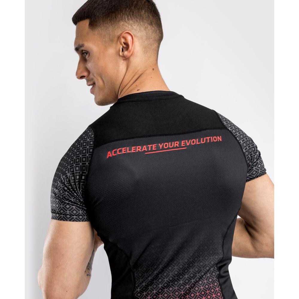 t-shirt-de-compression-ufc-venum-performance-institute-manches-courtes