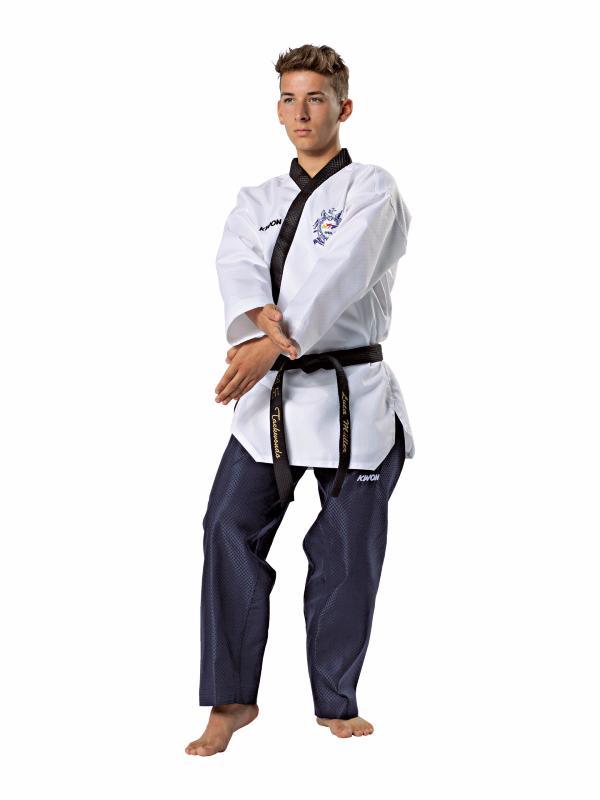 Man wearing Dobok Poomse homme WT competition uniform with white jacket and navy pants