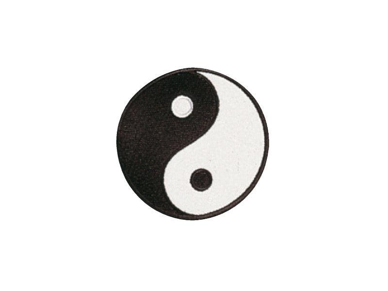 Écusson brodé Yin Yang rond noir et blanc de 8x8 cm pour arts martiaux par Kwon, symbole d'équilibre à coudre.