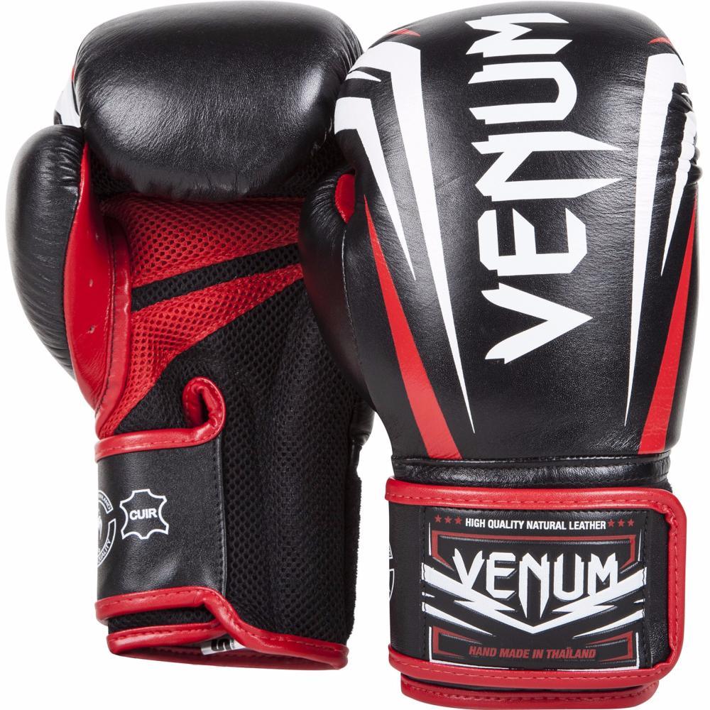Gants de boxe Venum Sharp "épuisé"