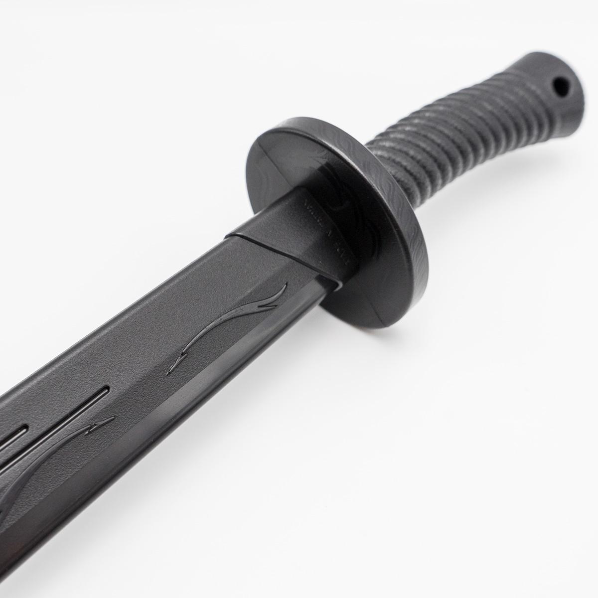 Sabre polypropylène FUJIMAE plastique noir 96 cm "épuisé"