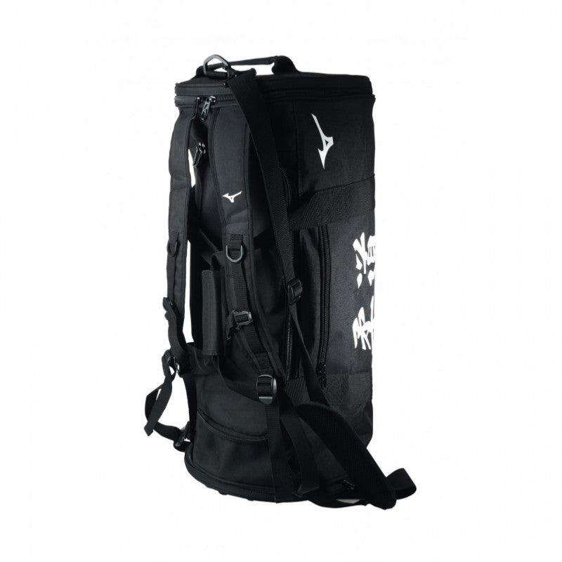 Black Mizuno Judo sports bag with multiple compartments and backpack straps, featuring Japanese Judo markings and designed for athletes.