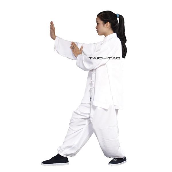 Tenue de tai chi chuan - Taichitao - Boutique des Arts Martiaux et Sports de Combat