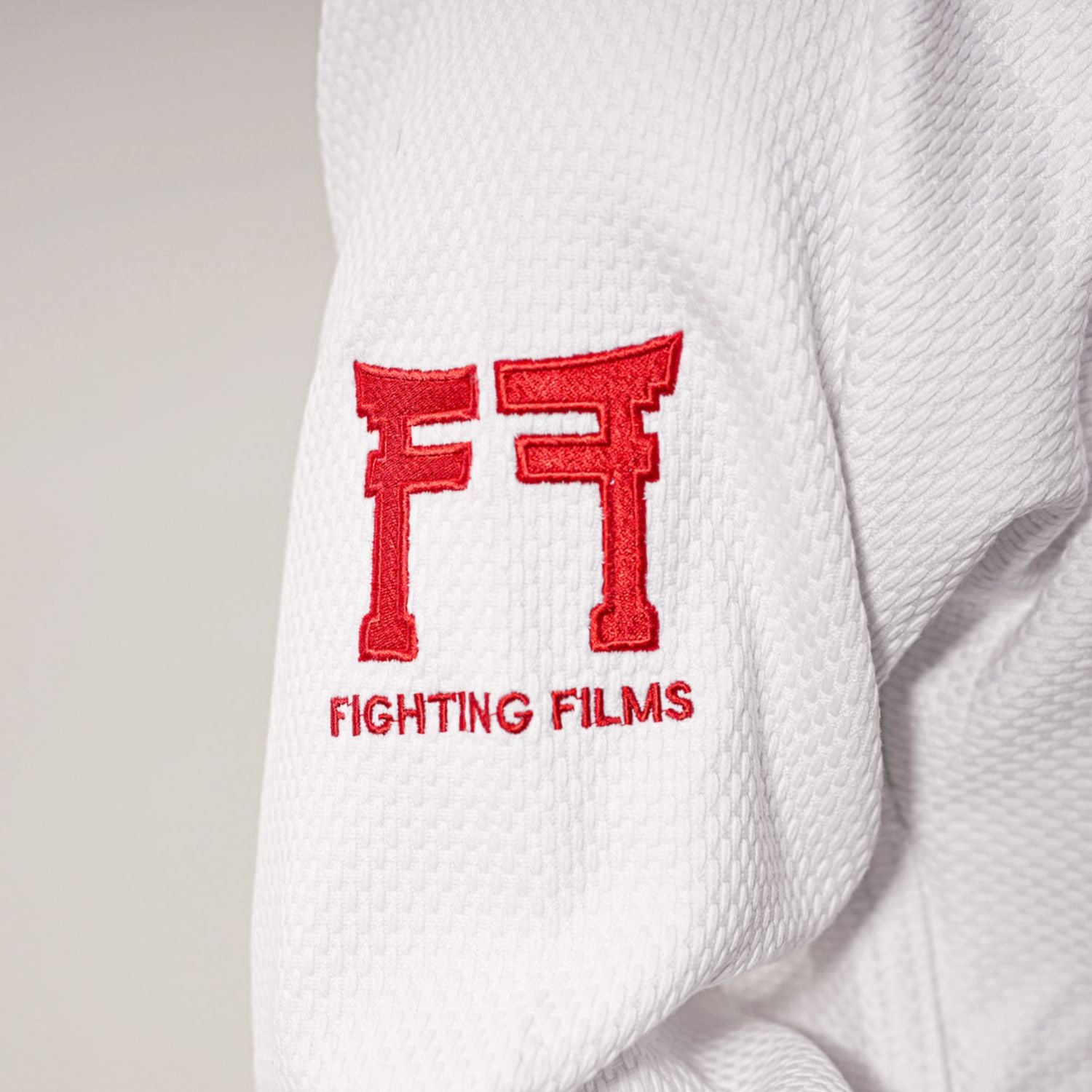 Kimono de Judo IJF Fighting Films 650 IJF Super Slim