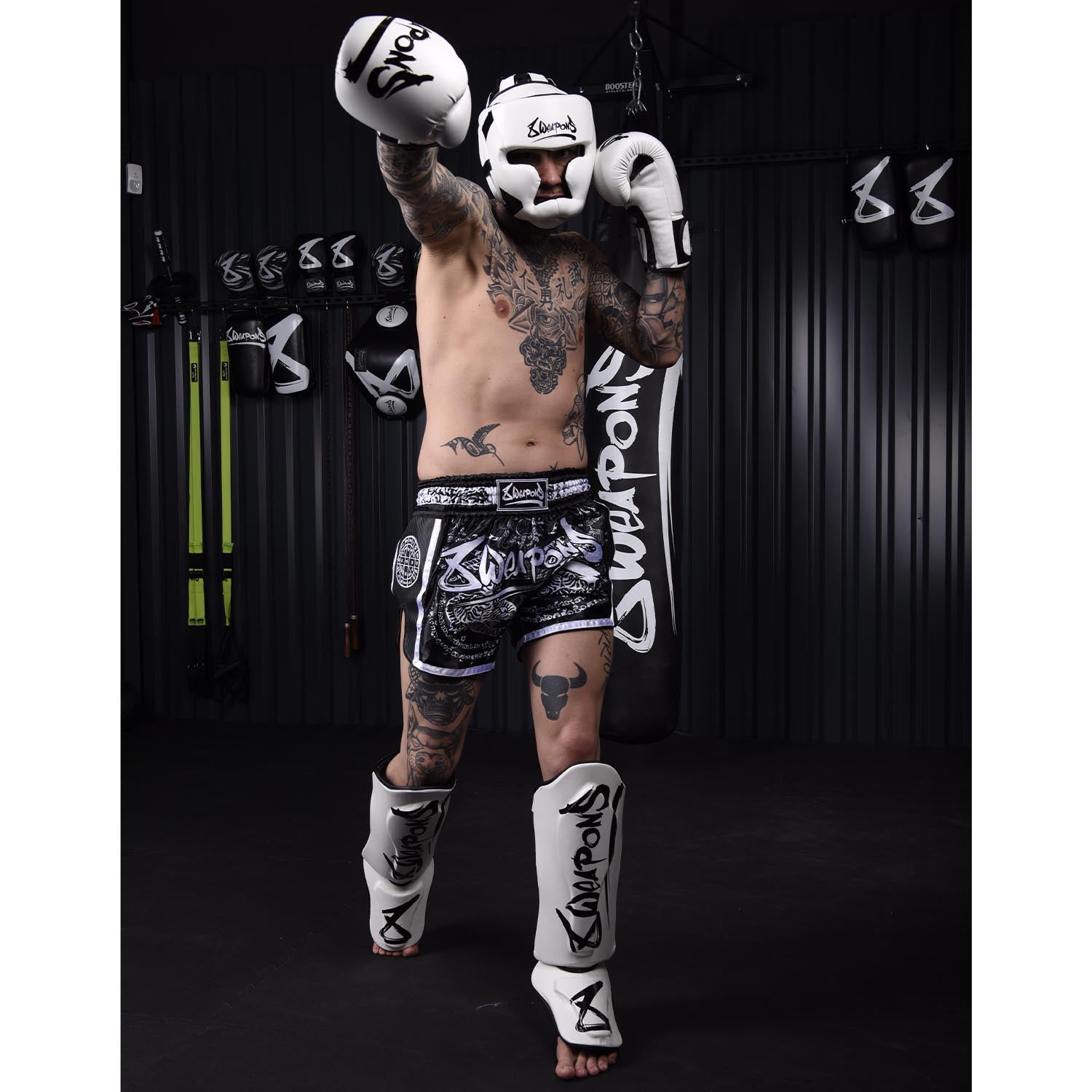 Casque de Boxe - 8 WEAPONS Unlimited - Blanc/Noir