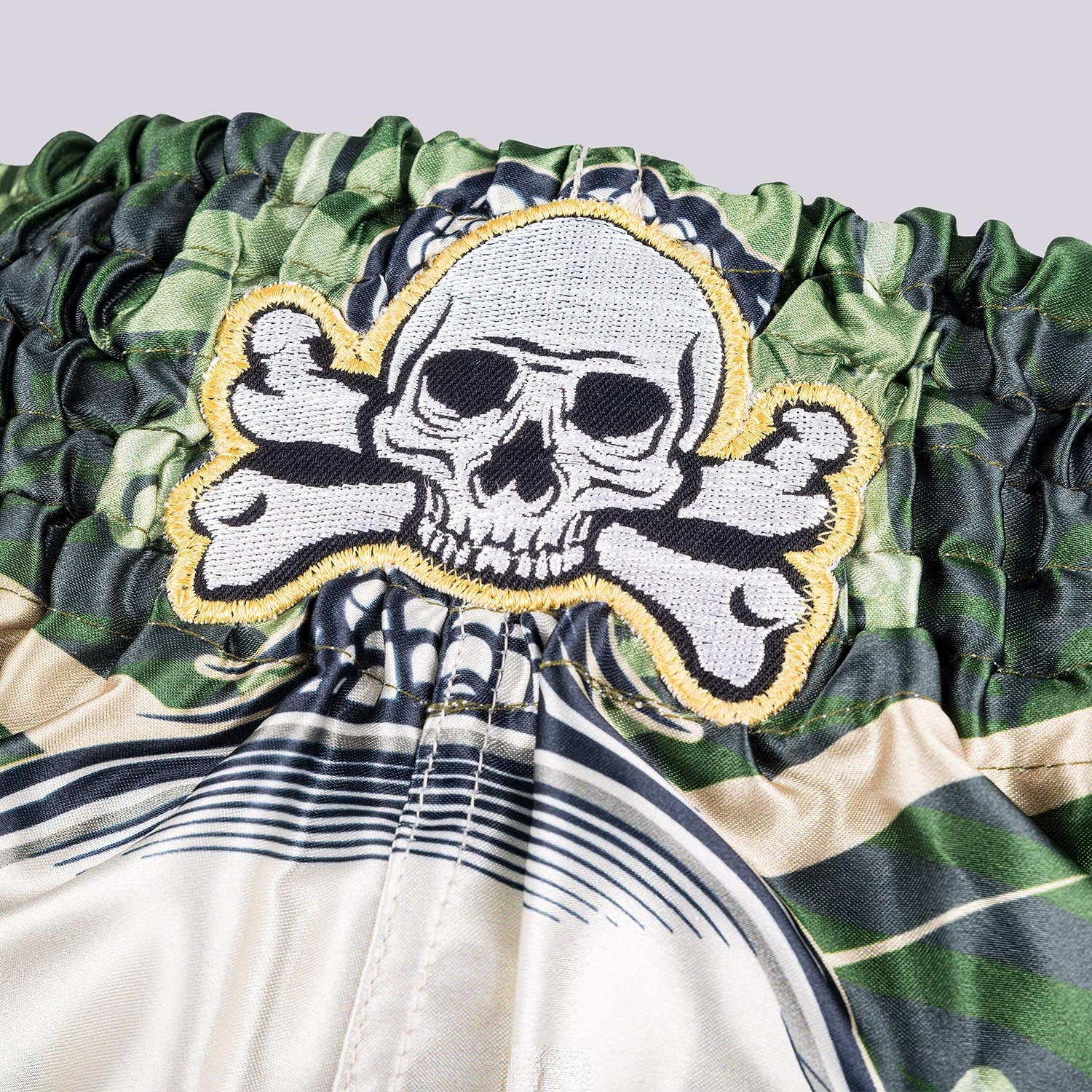 Short de Muay Thai - 8 WEAPONS - Bone Island - Olive/Or