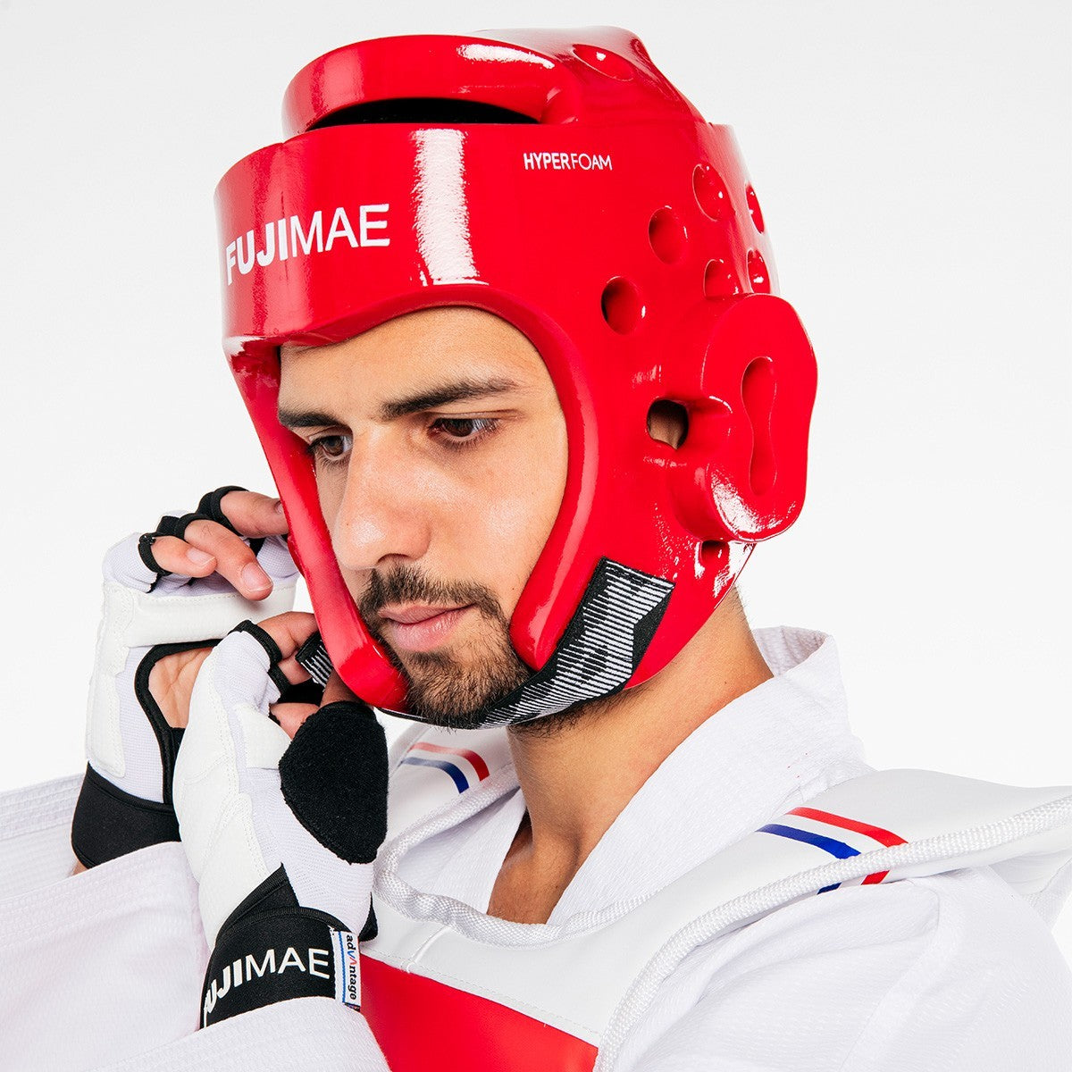 Casque de Taekwondo et Karate FUJIMAE Hyperfoam rouge