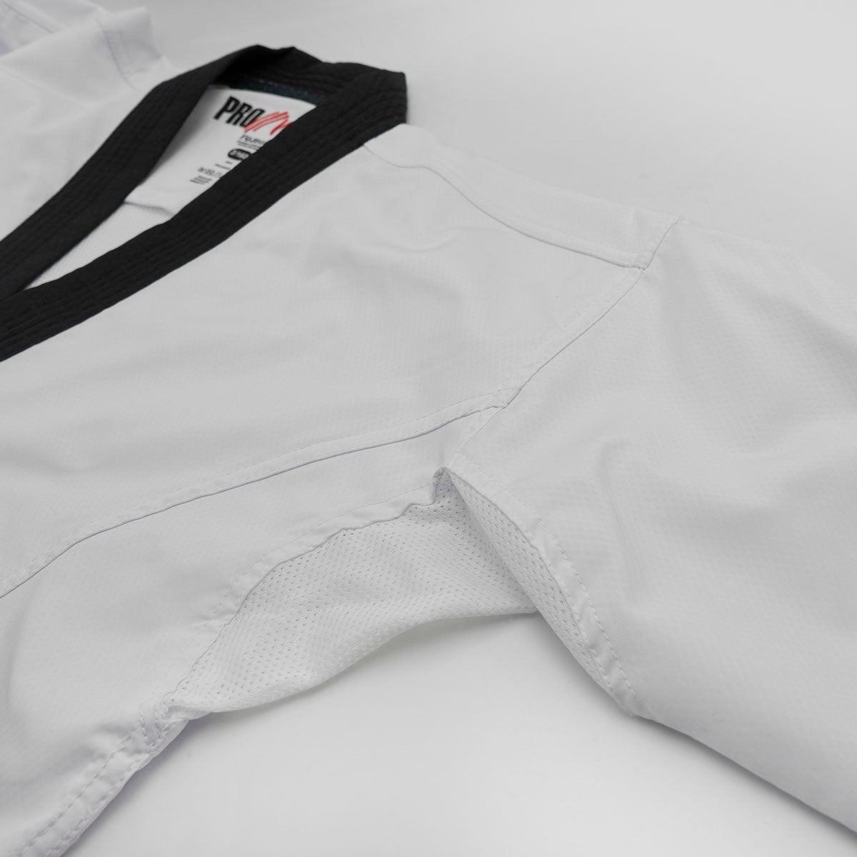 Dobok de Taekwondo FUJIMAE ProWear WT Col Noir