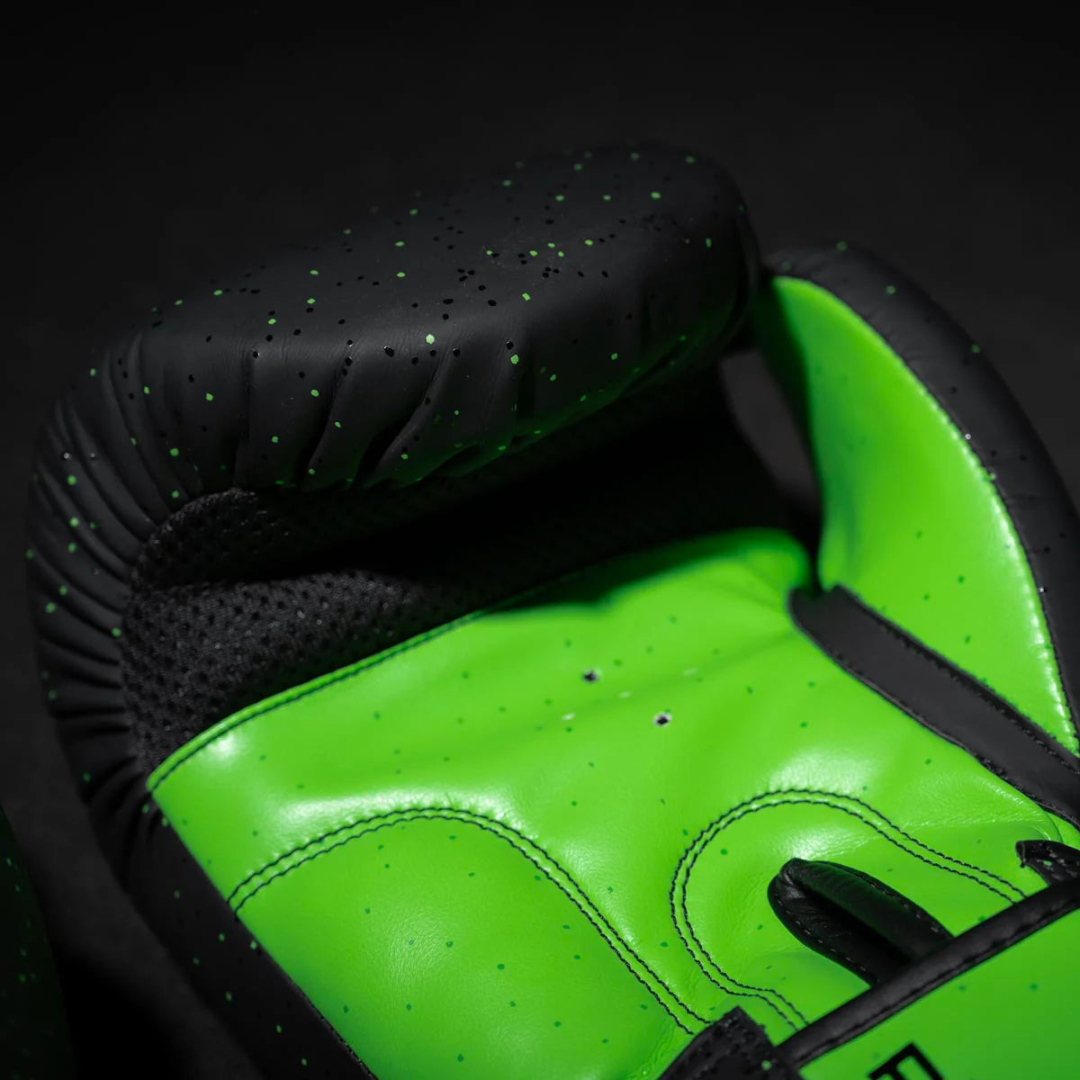 Gants de Boxe Galaxy - Phantom Athletics - Noir