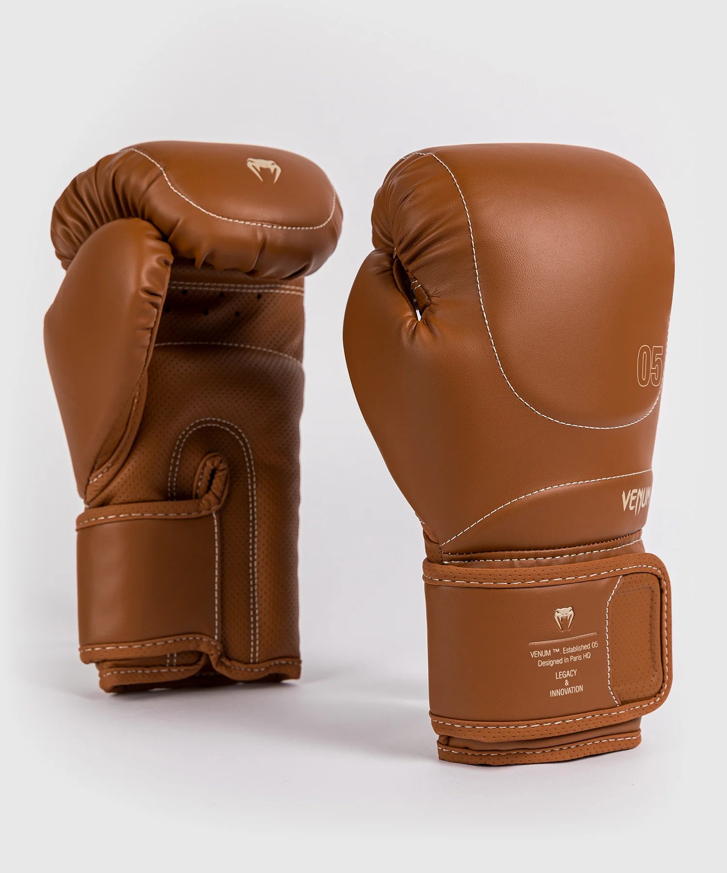 Gants de boxe Venum Impact Evo - Havana - Puissance et Style Vintage